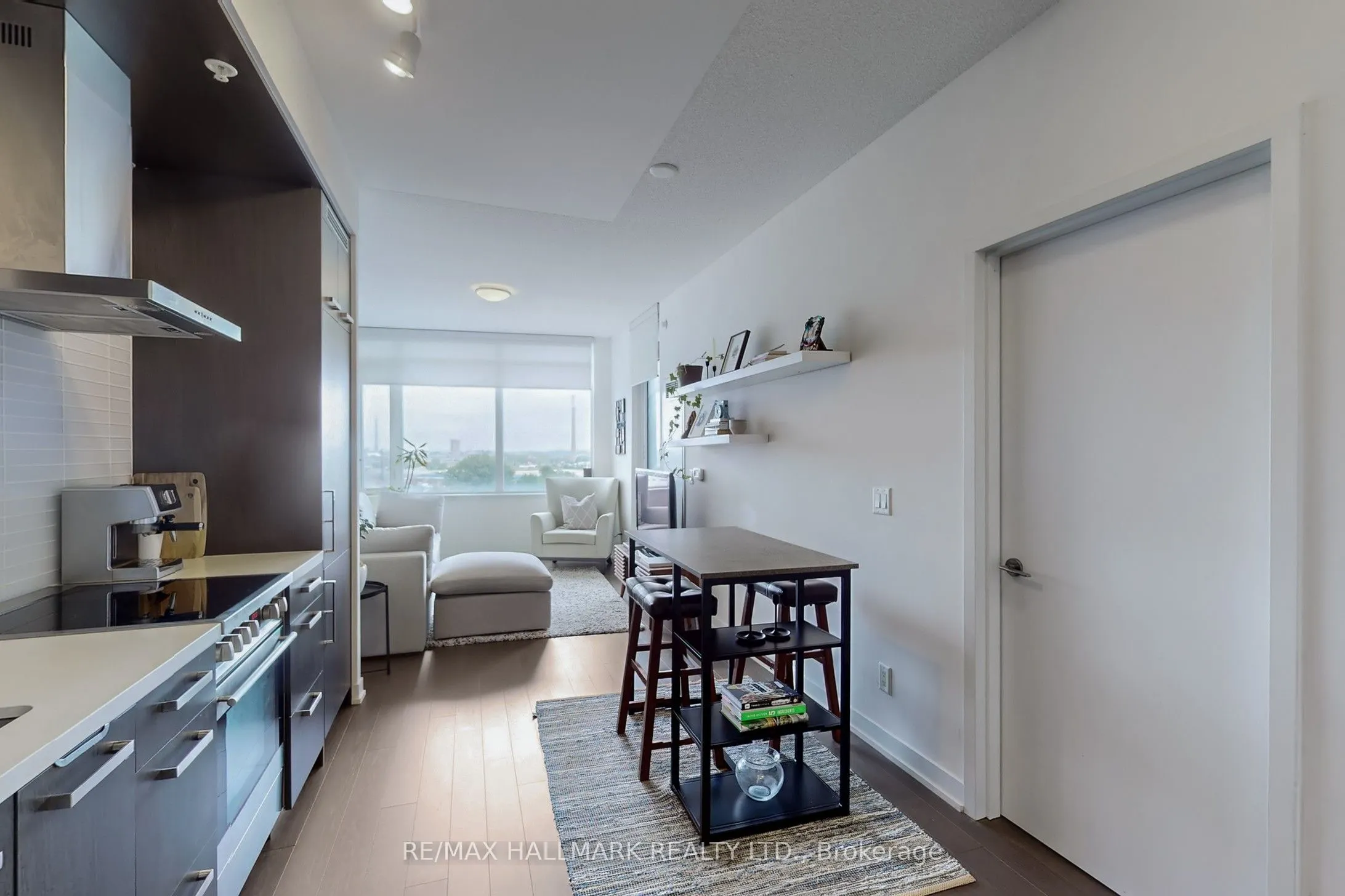 120 Bayview Avenue, #N808