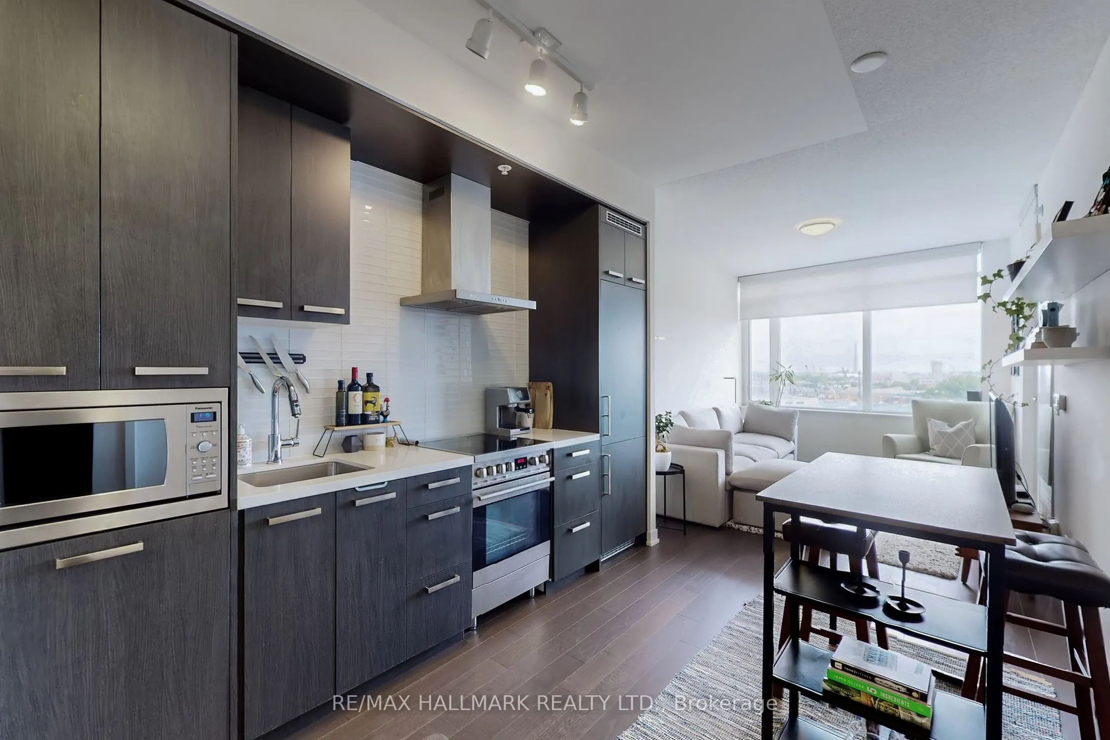 120 Bayview Avenue, #N808