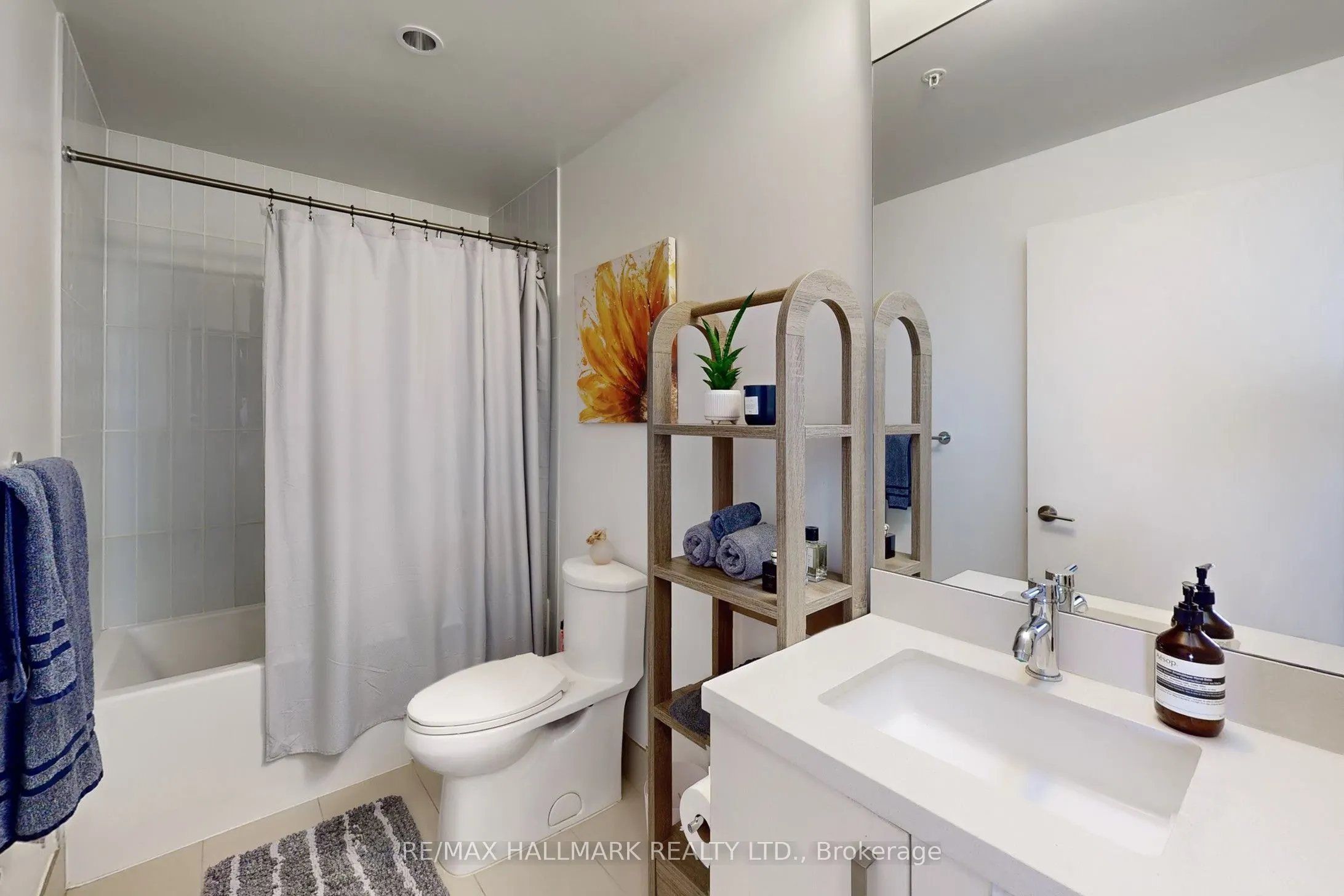 120 Bayview Avenue, #N808