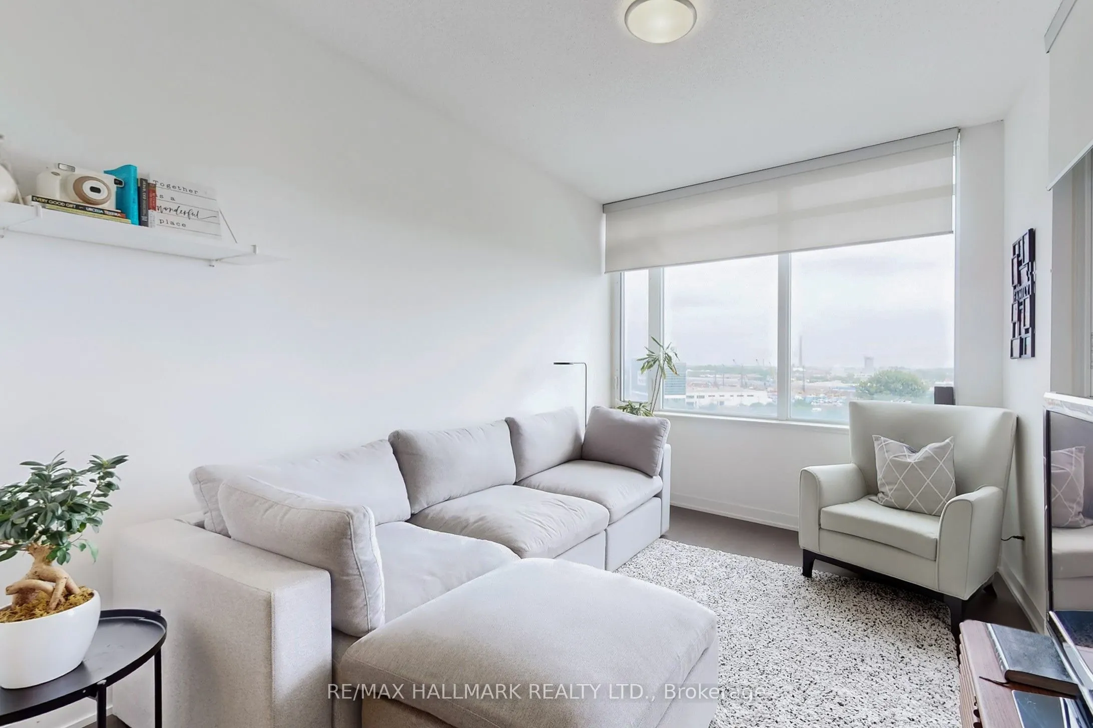 120 Bayview Avenue, #N808