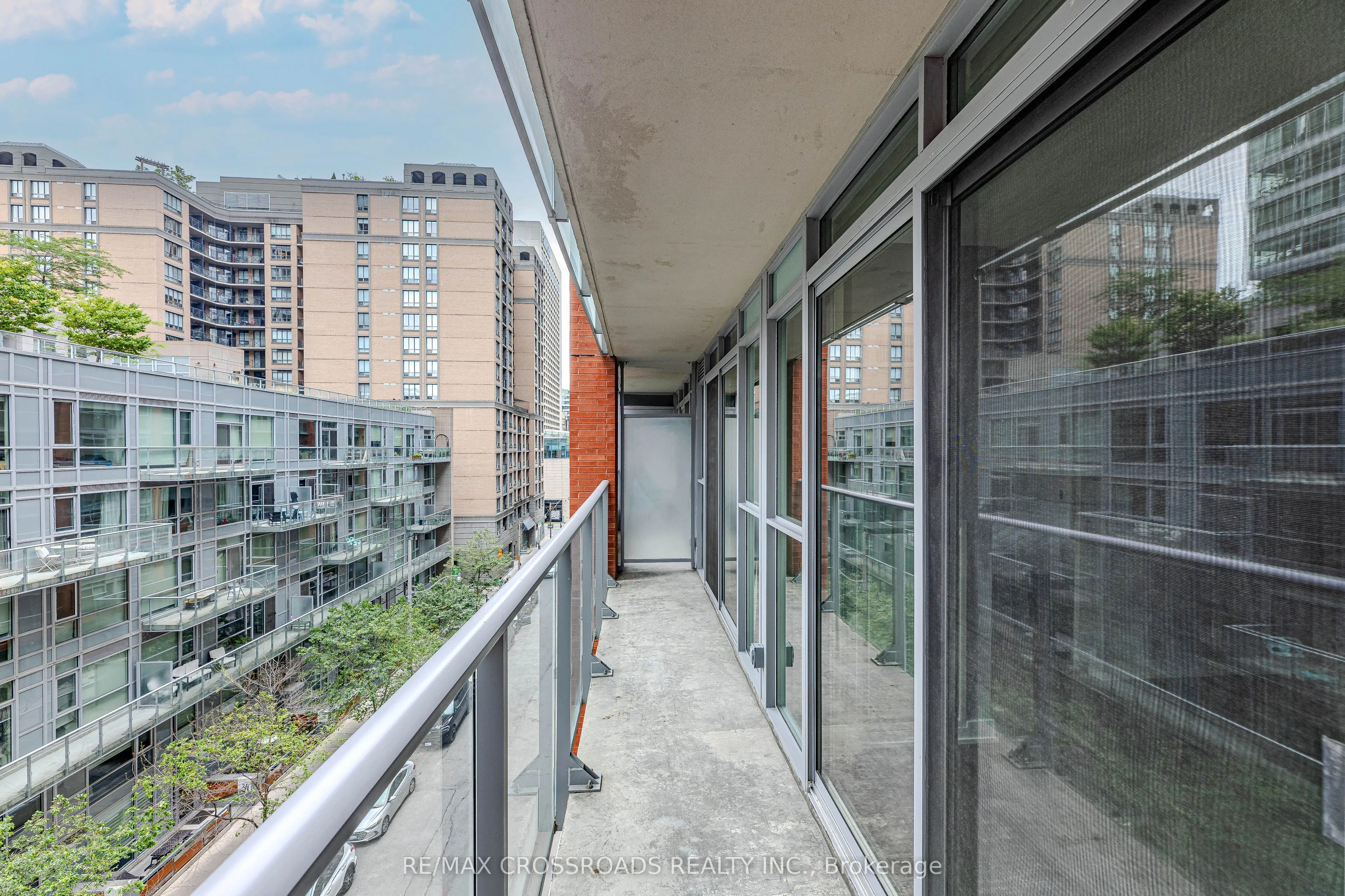 21 Nelson Street, #615