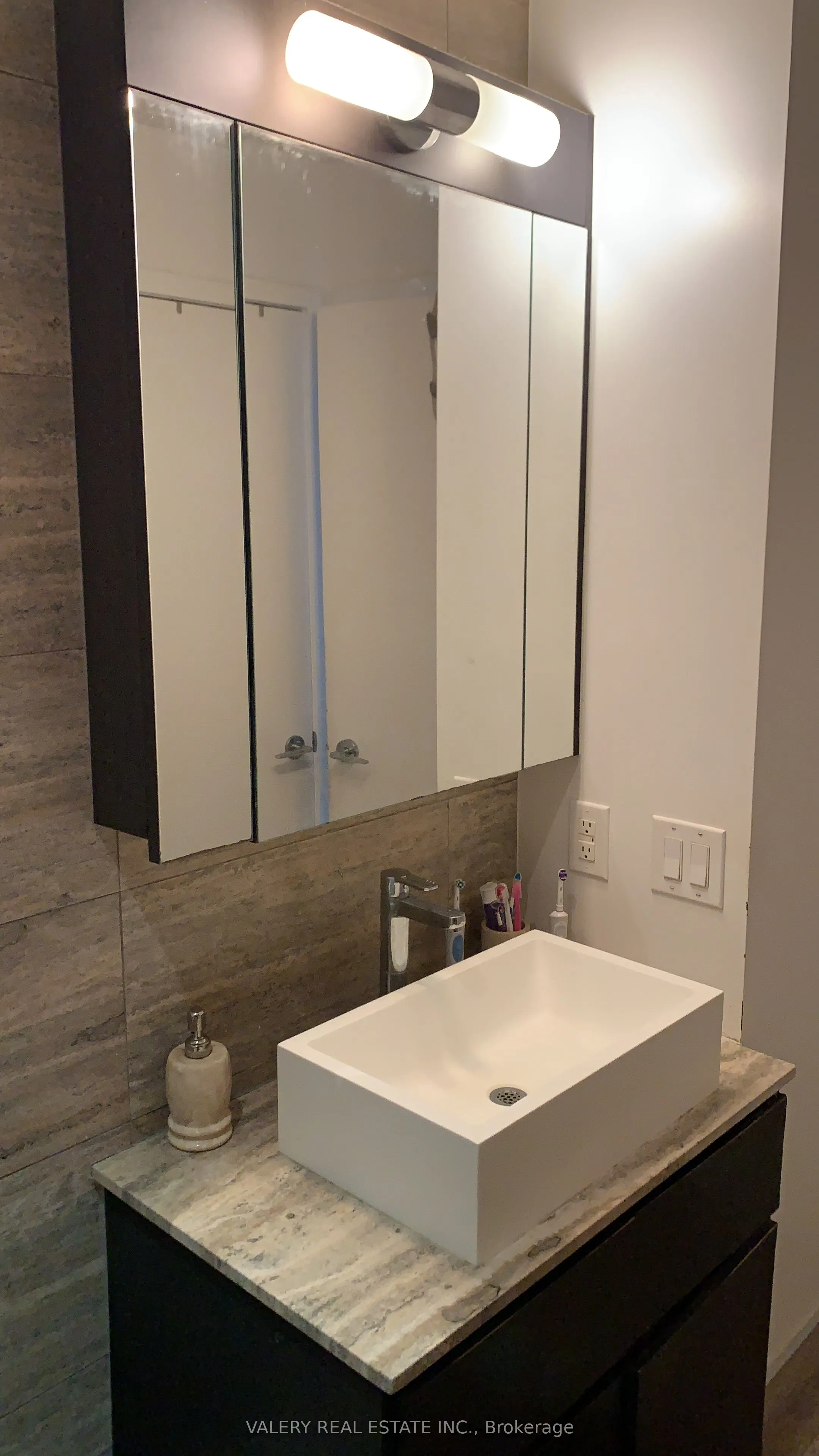 15 Iceboat Terrace, #4103