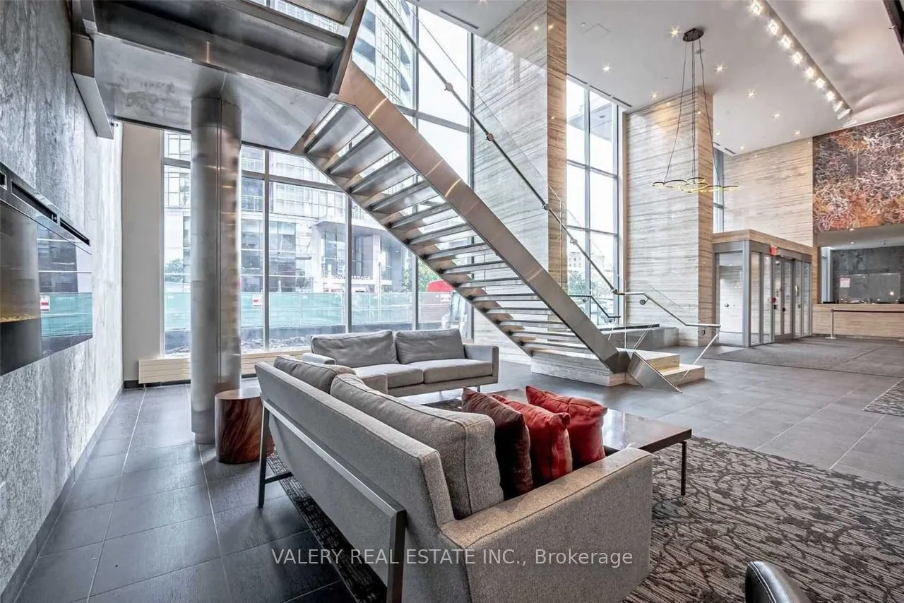 15 Iceboat Terrace, #4103