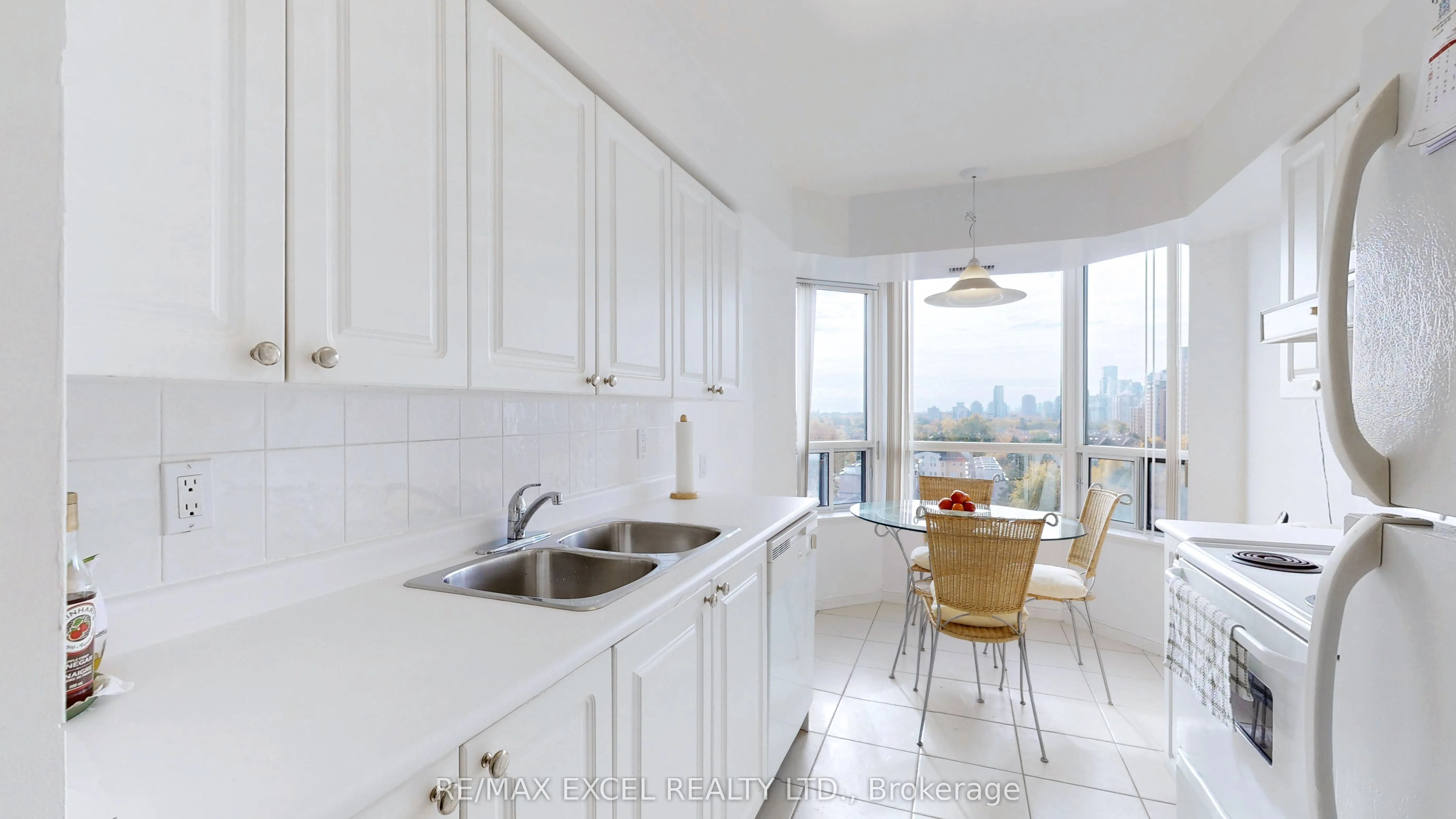 35 Finch Avenue E, #1009