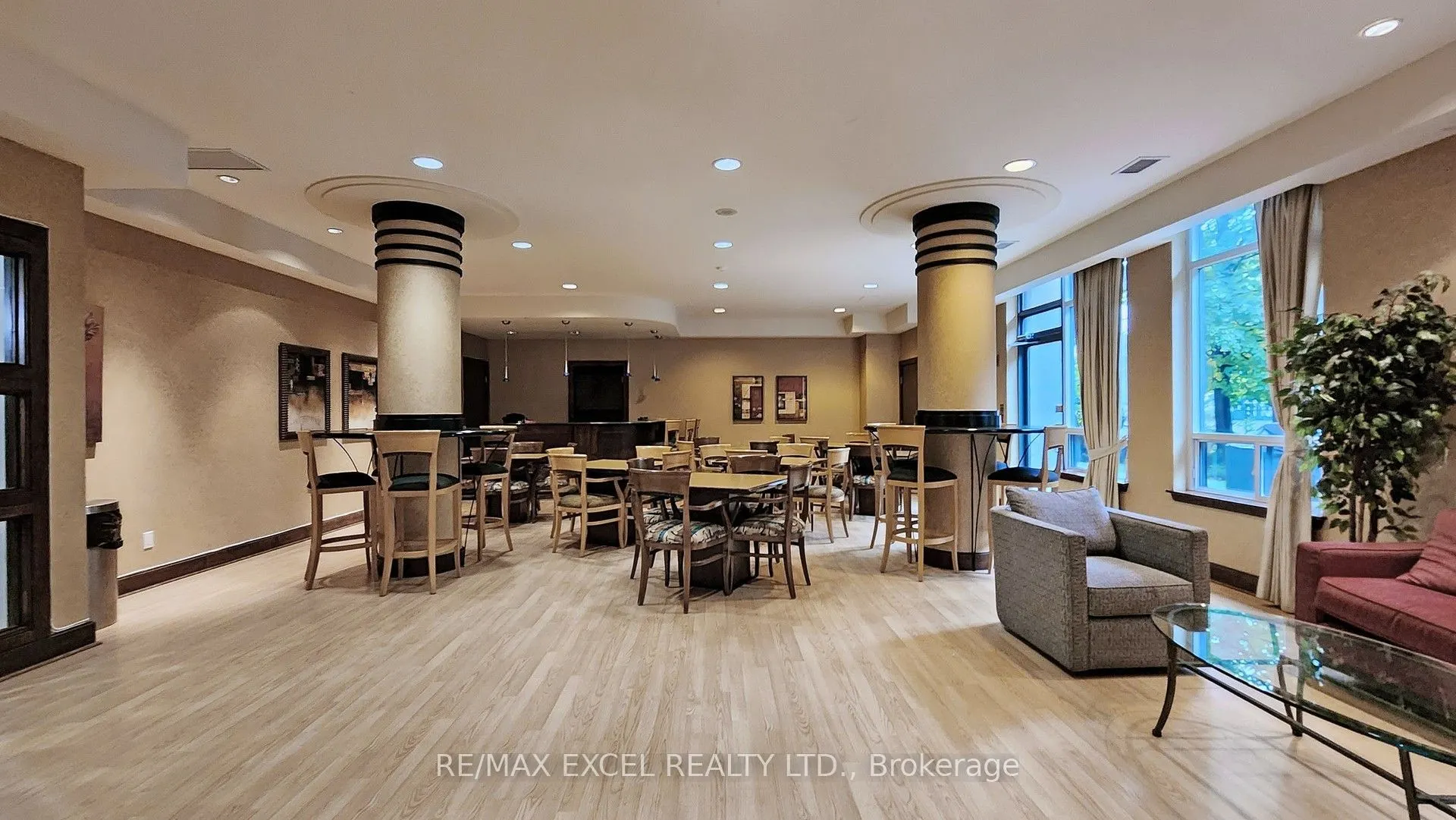 35 Finch Avenue E, #1009