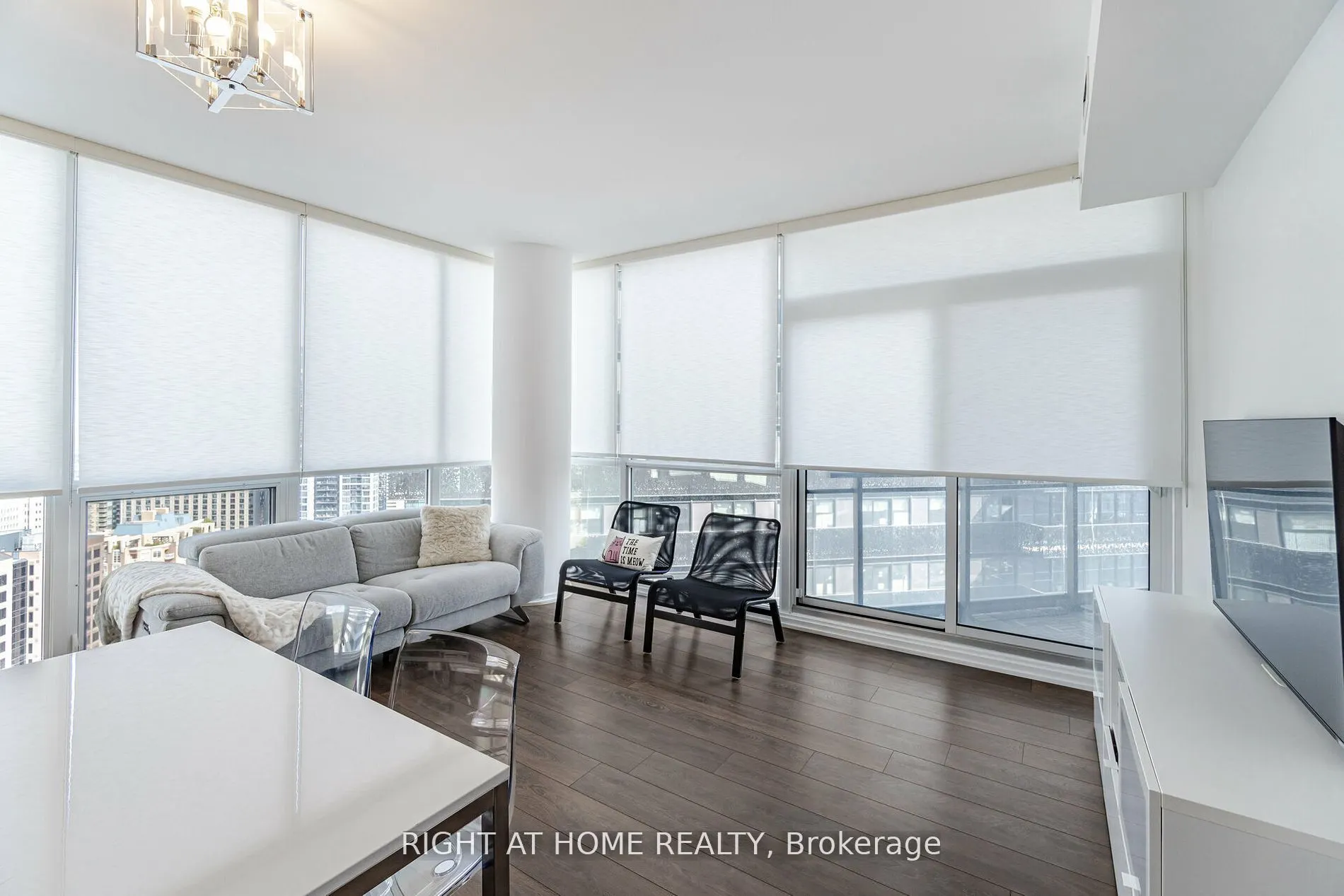 45 Charles Street E, #3910