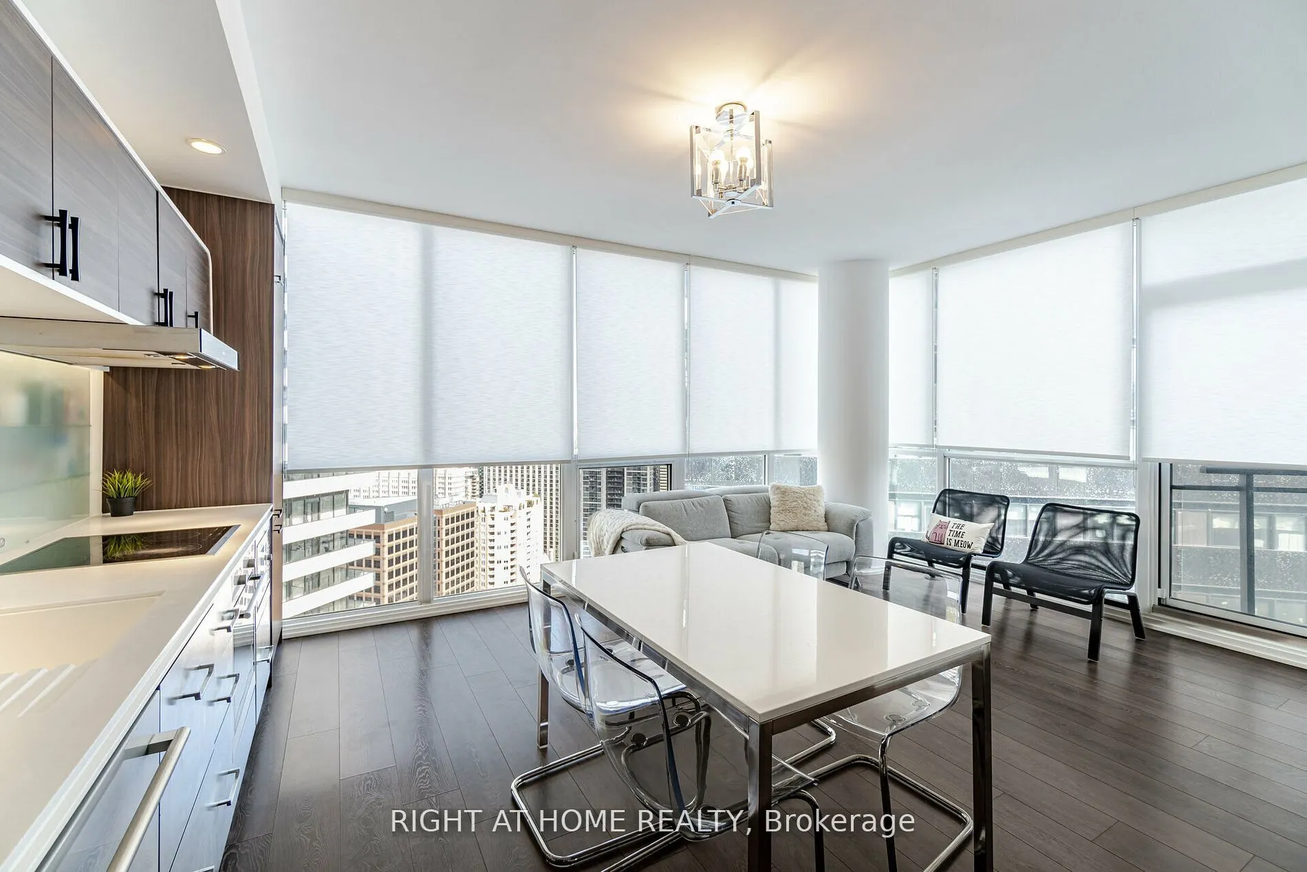 45 Charles Street E, #3910