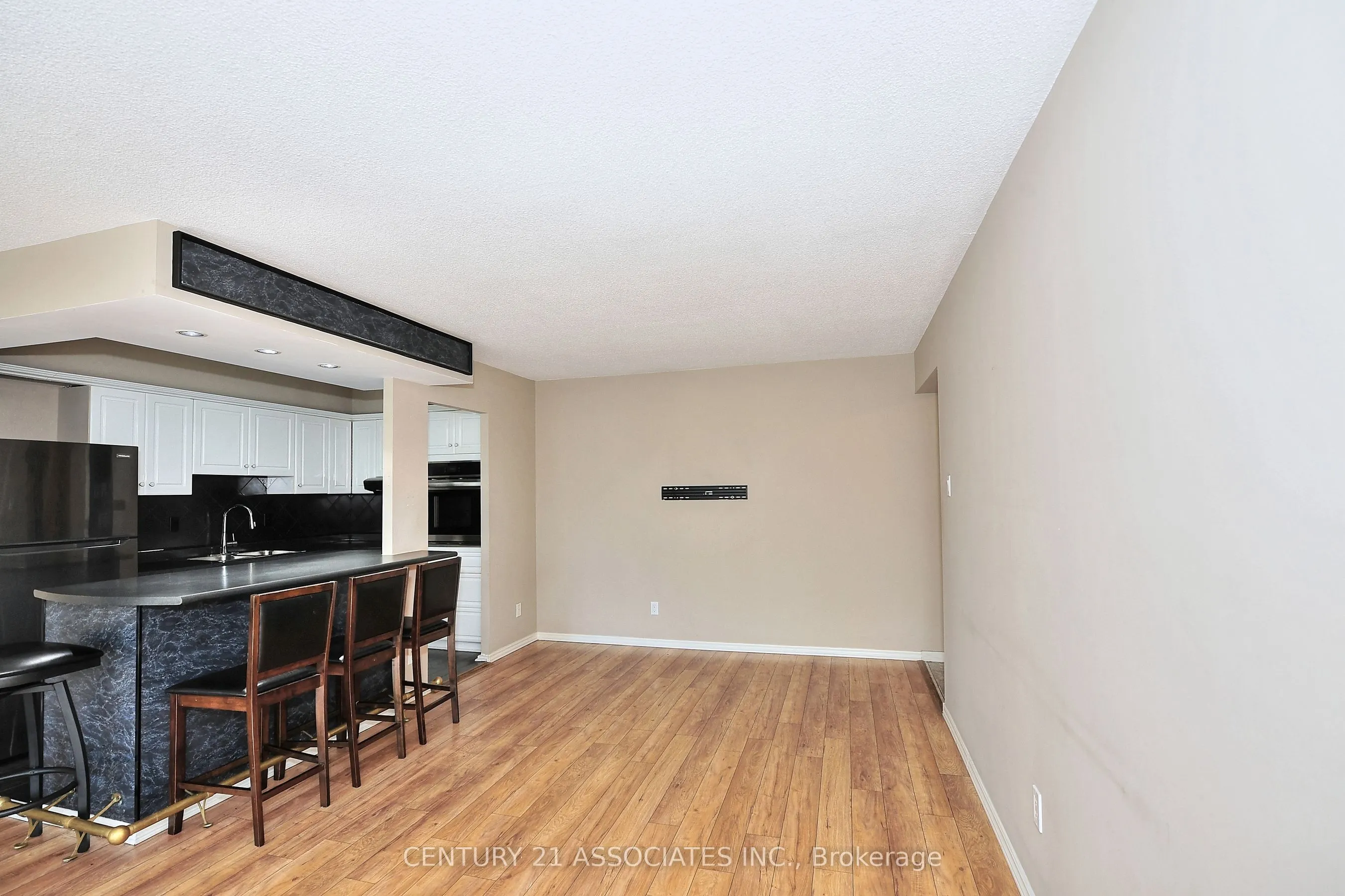 10 Sunrise Avenue, #312