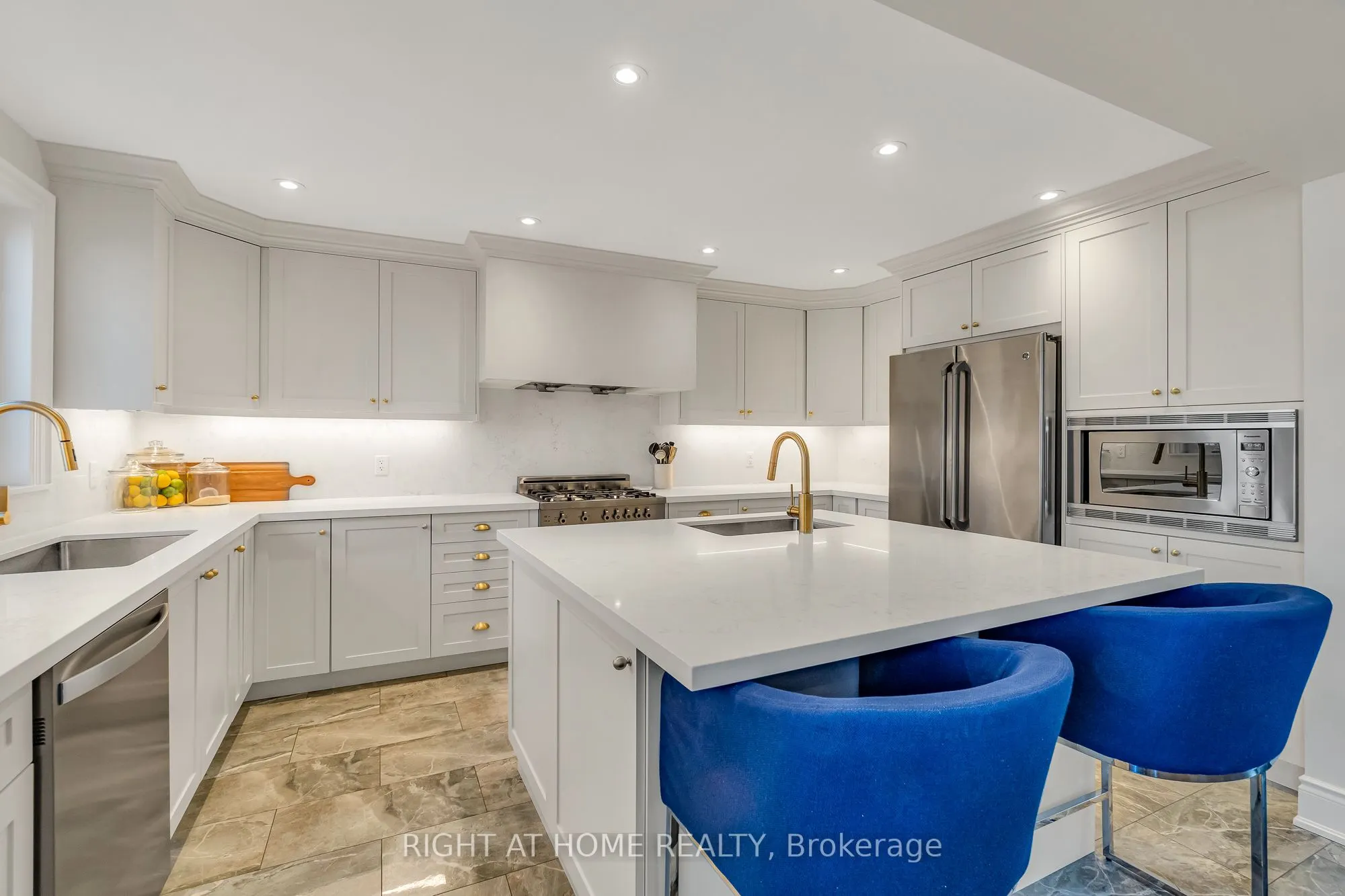 92 Ridgevale Drive