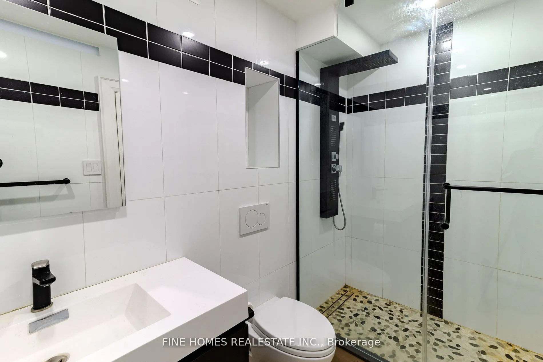 55 Harbour Square, #3213