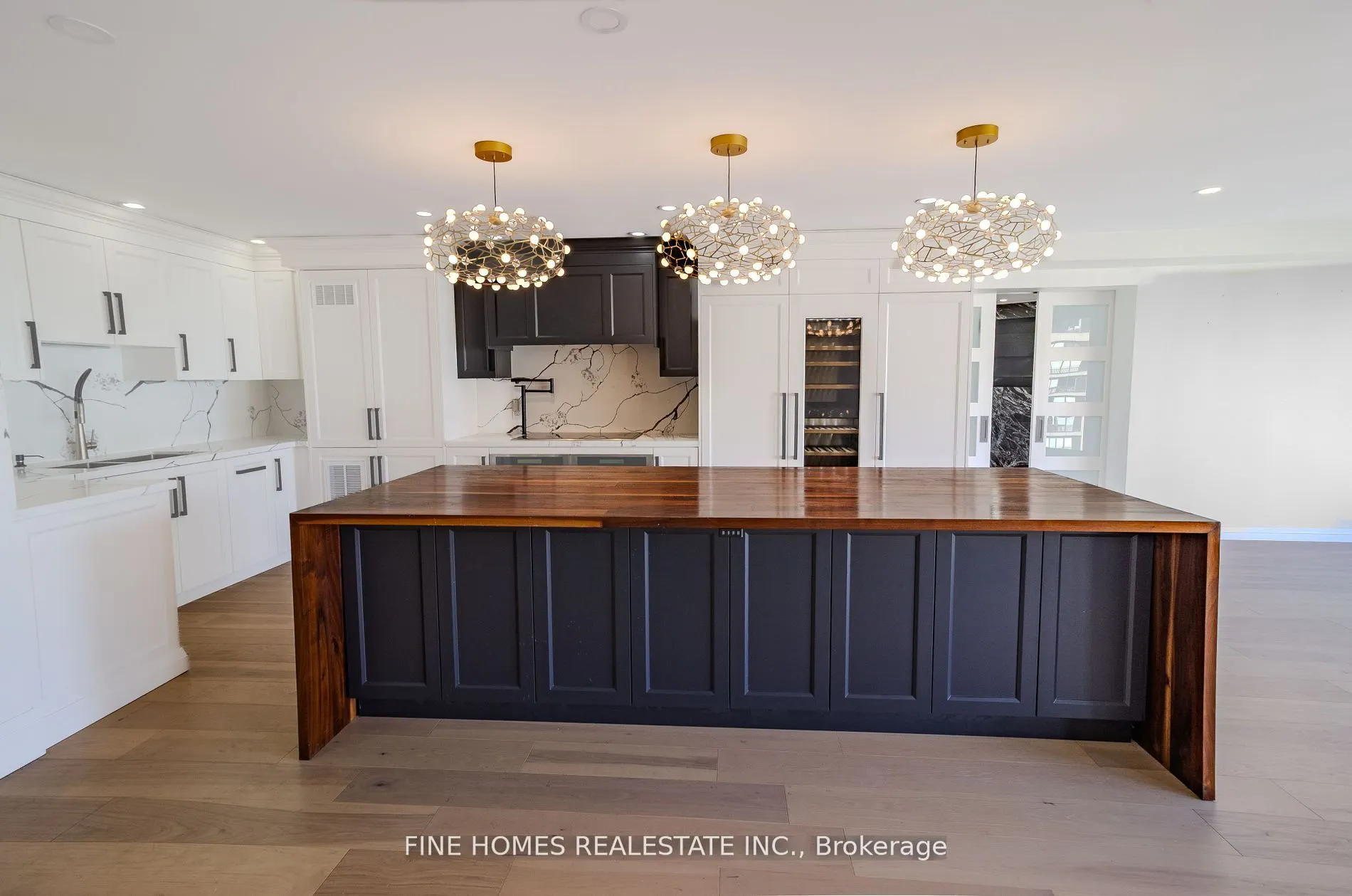 55 Harbour Square, #3213