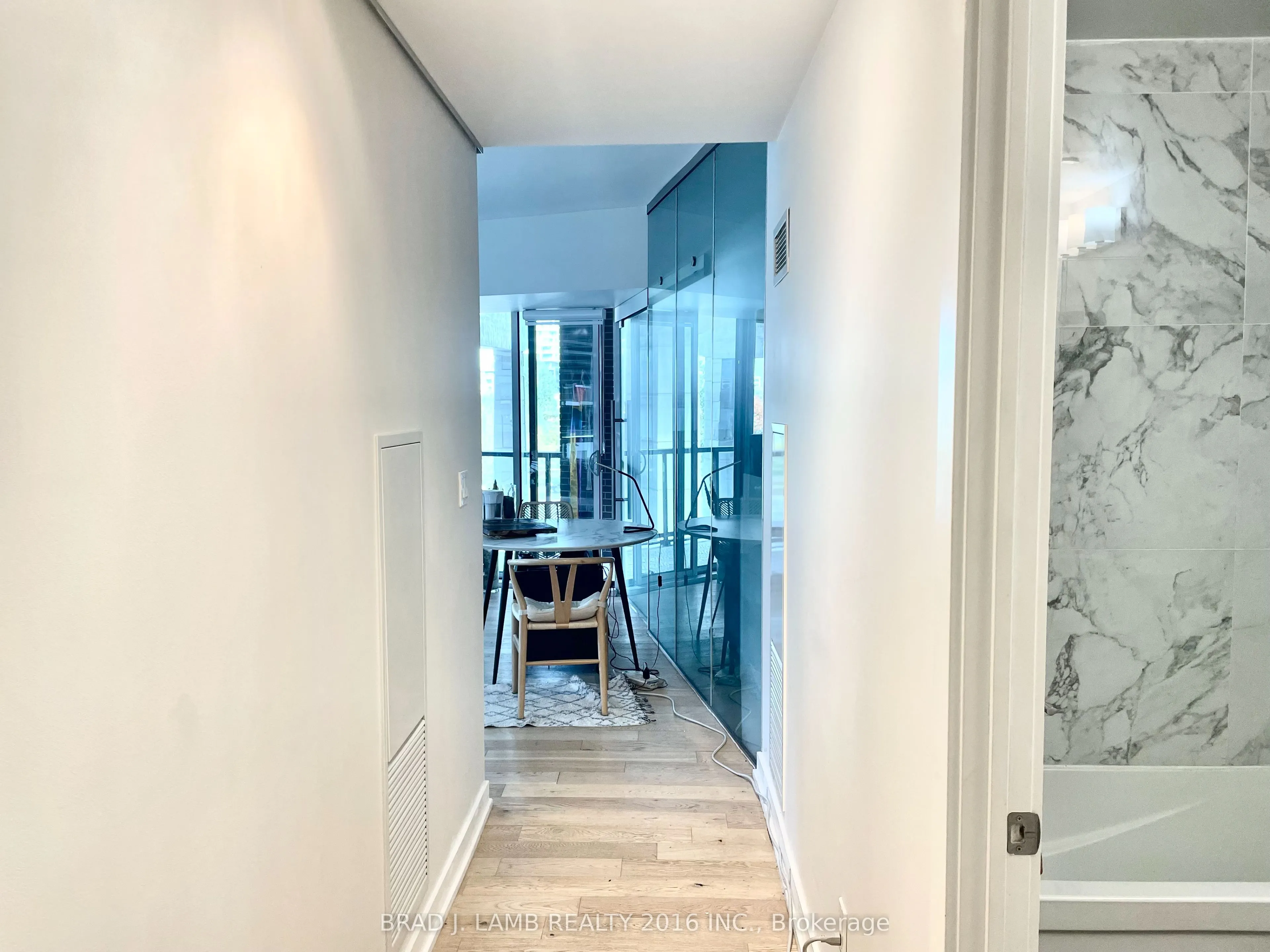 20 BRUYERES Mews, #327