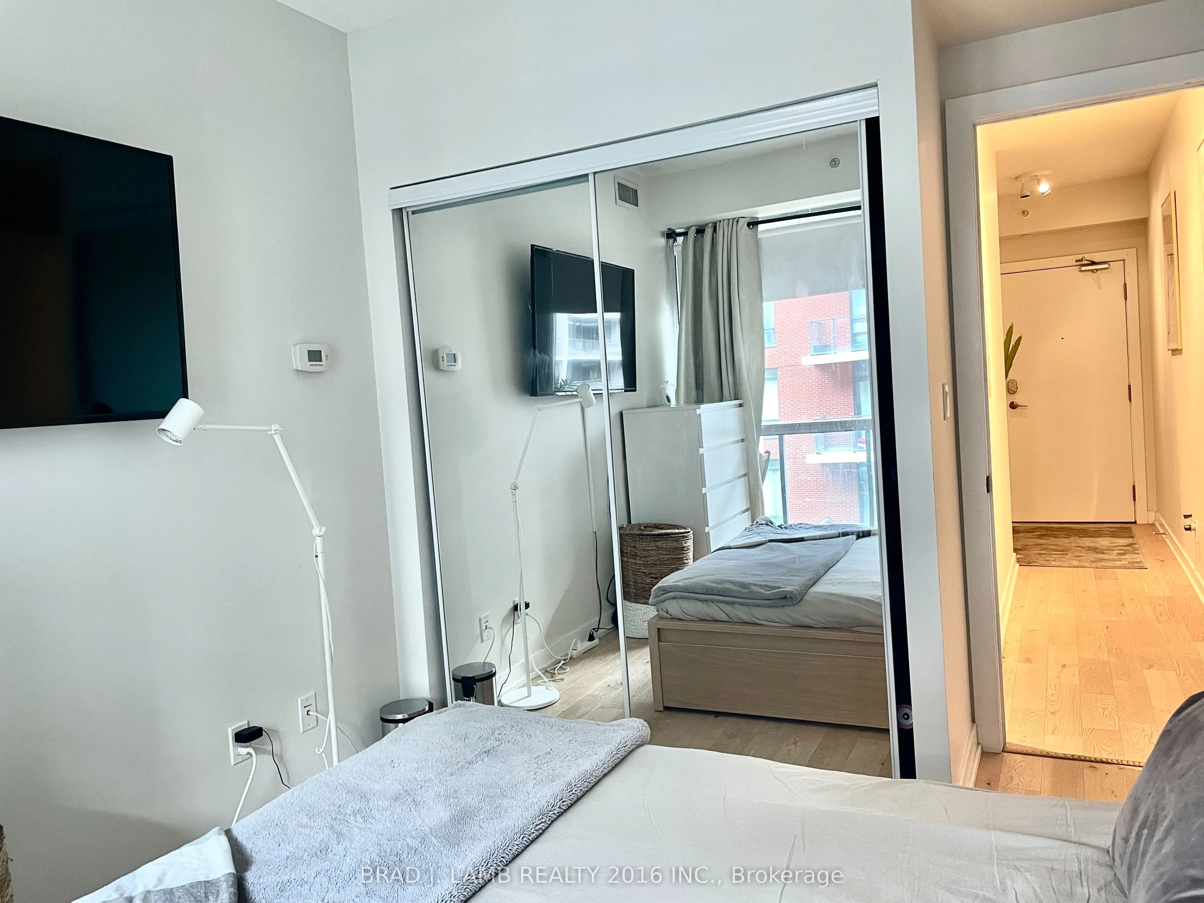 20 BRUYERES Mews, #327