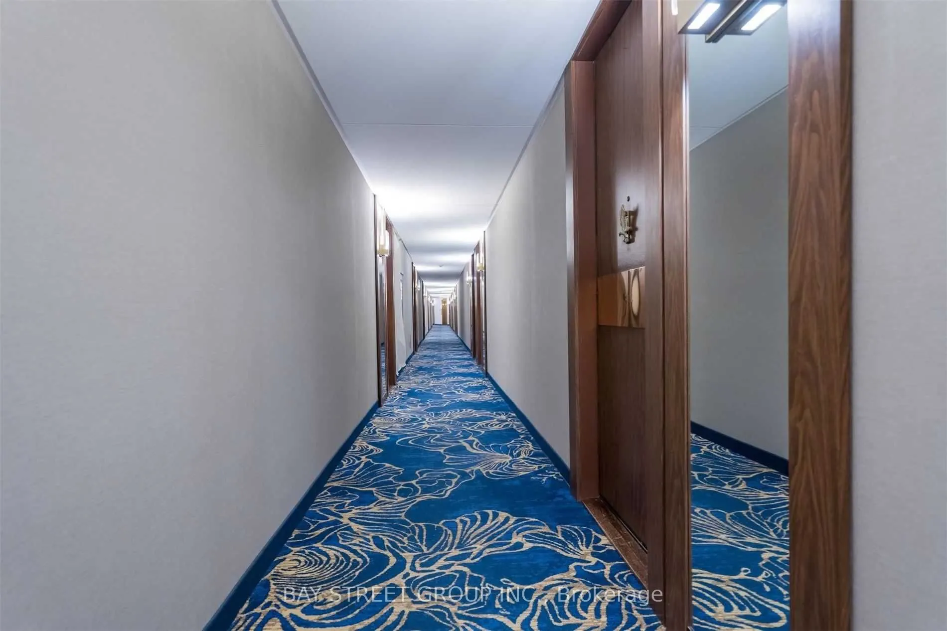 33 Harbour Square, #3019
