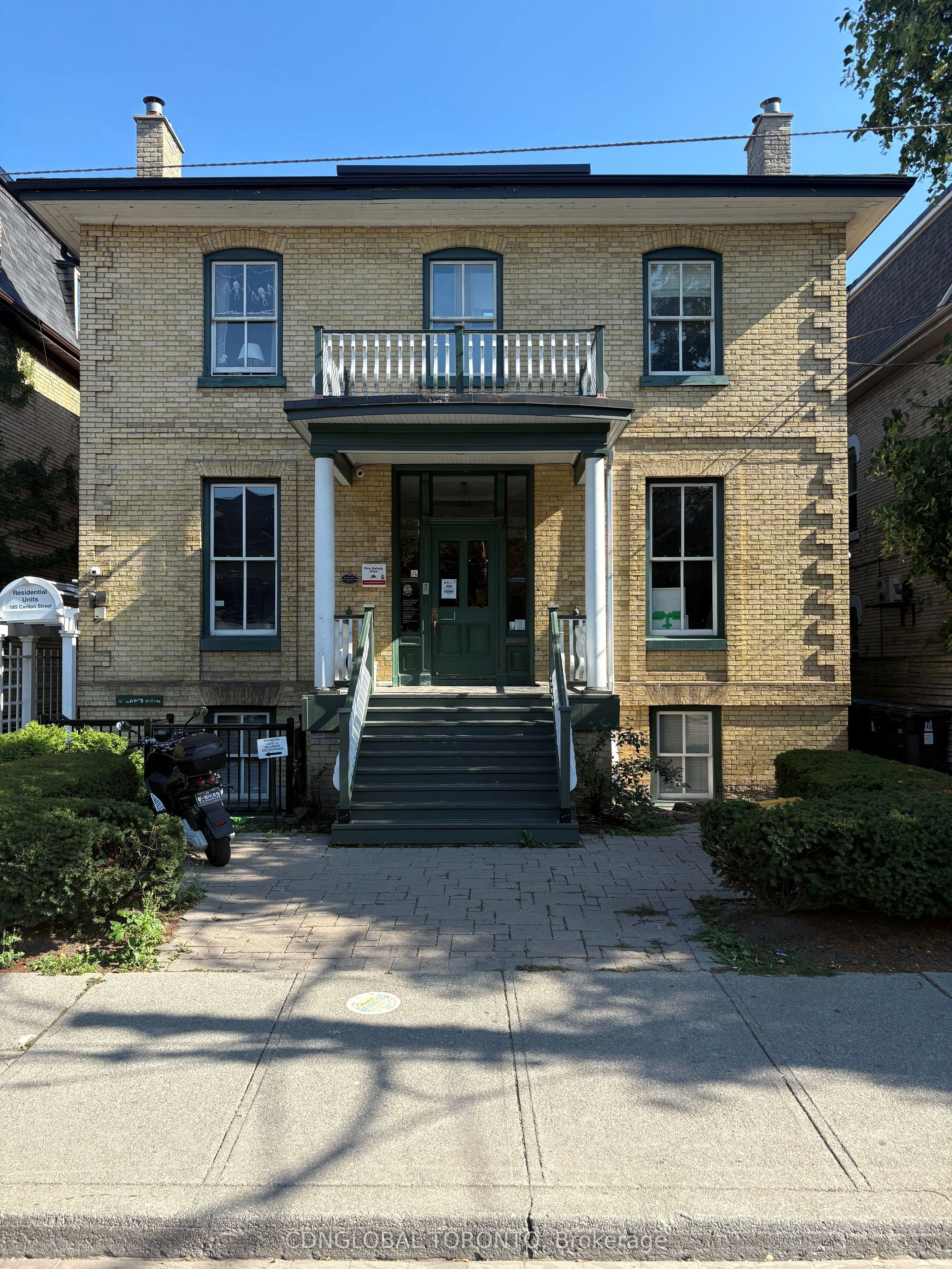 185 Carlton Street, #1