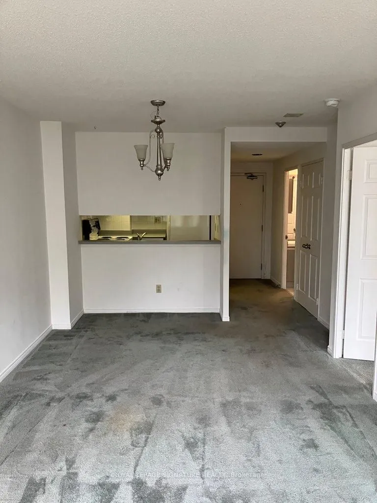 7 Bishop Avenue, #309