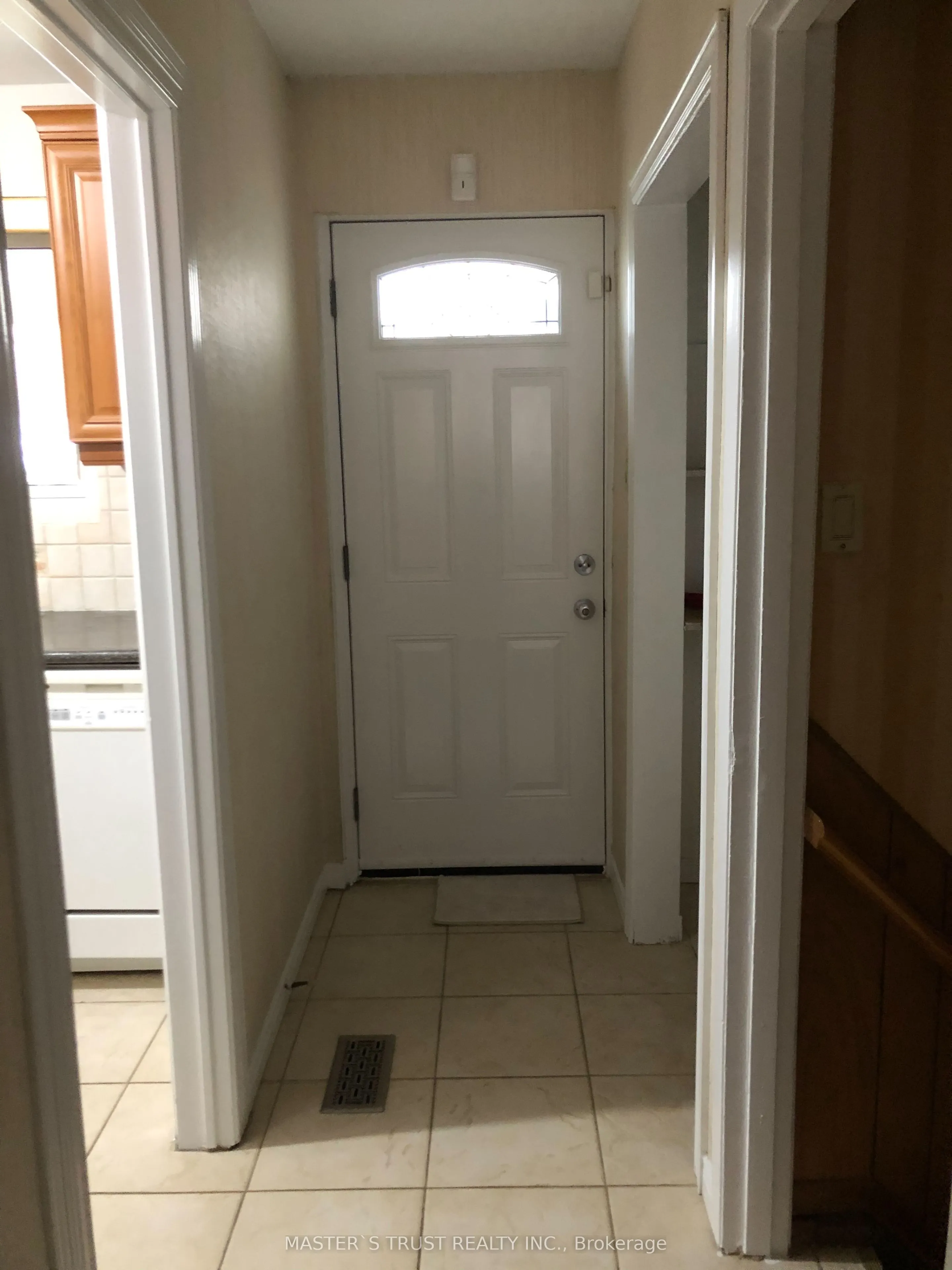 101 Clansman Boulevard