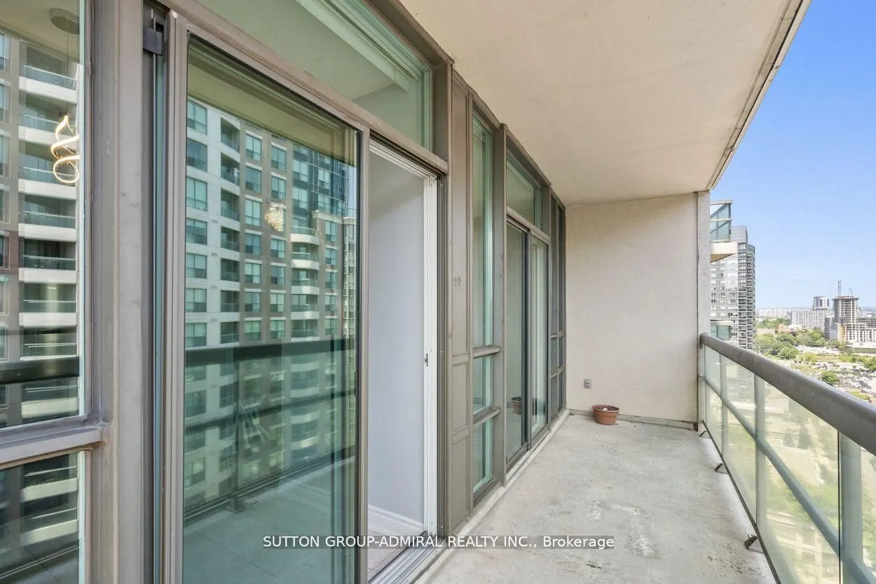 509 Beecroft Road, #2102