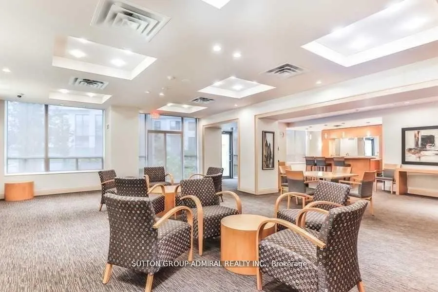 509 Beecroft Road, #2102