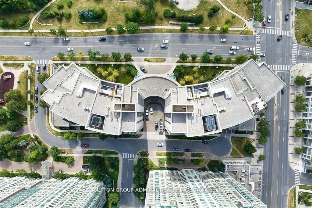 509 Beecroft Road, #2102