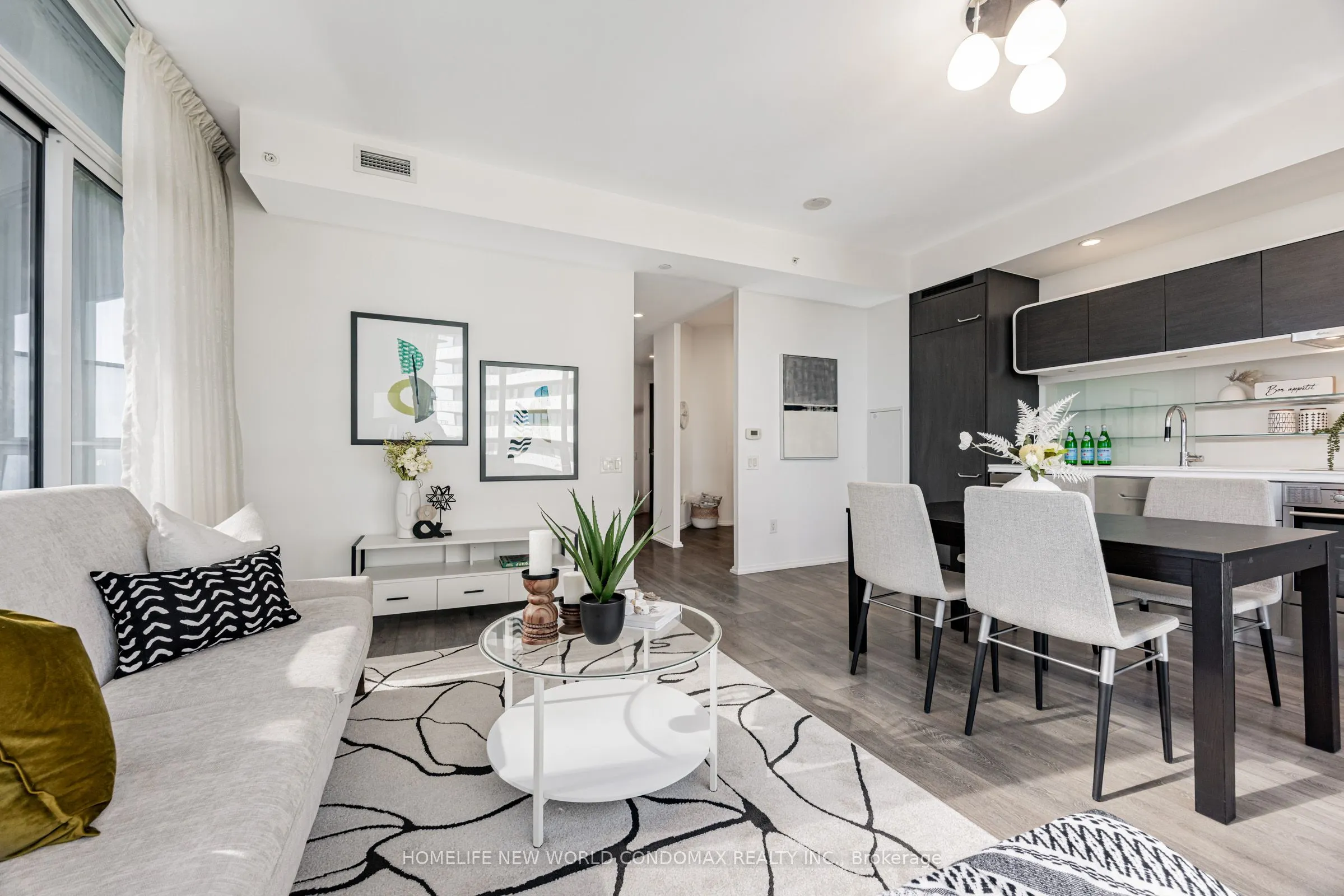 45 CHARLES Street E, #5010