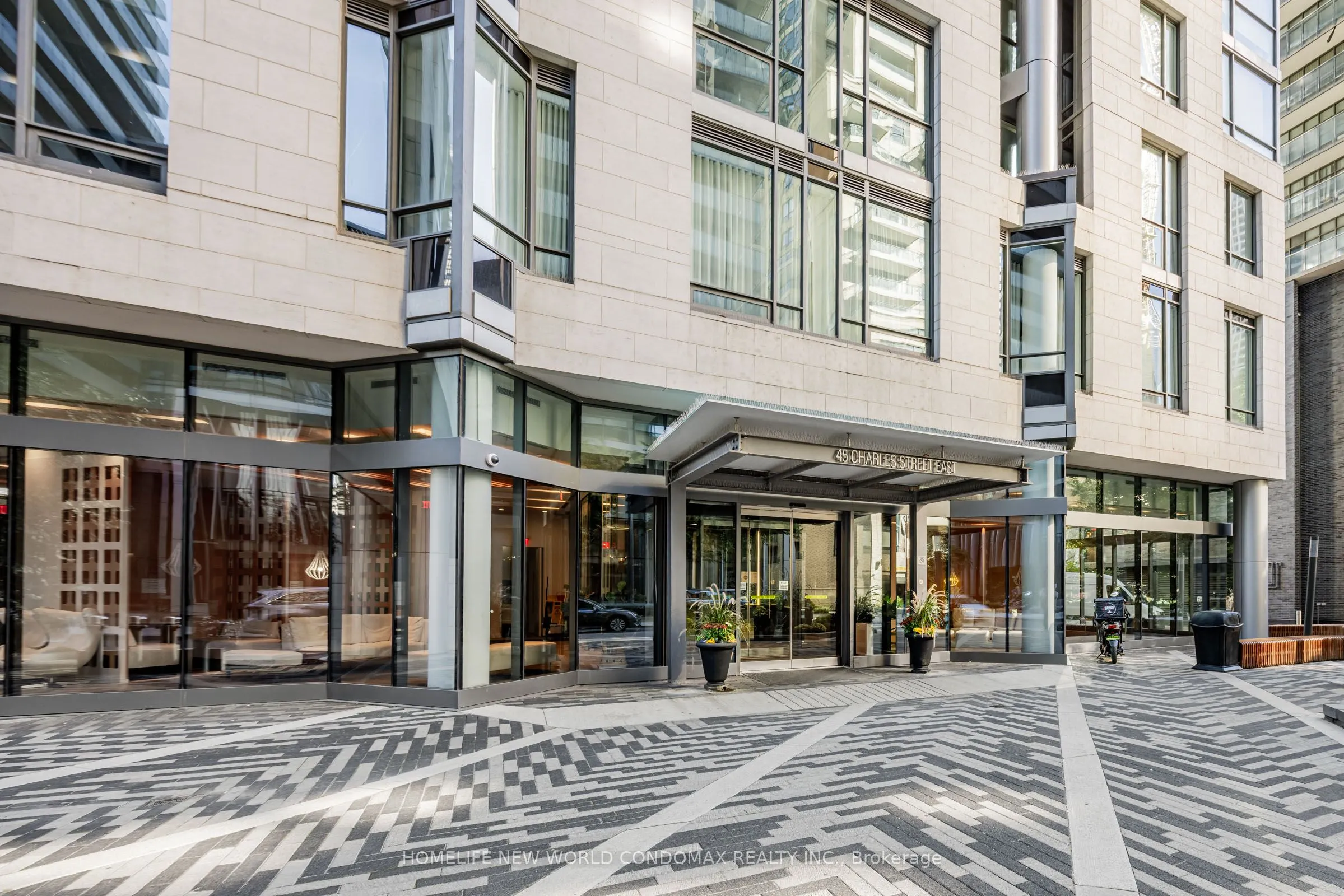 45 CHARLES Street E, #5010