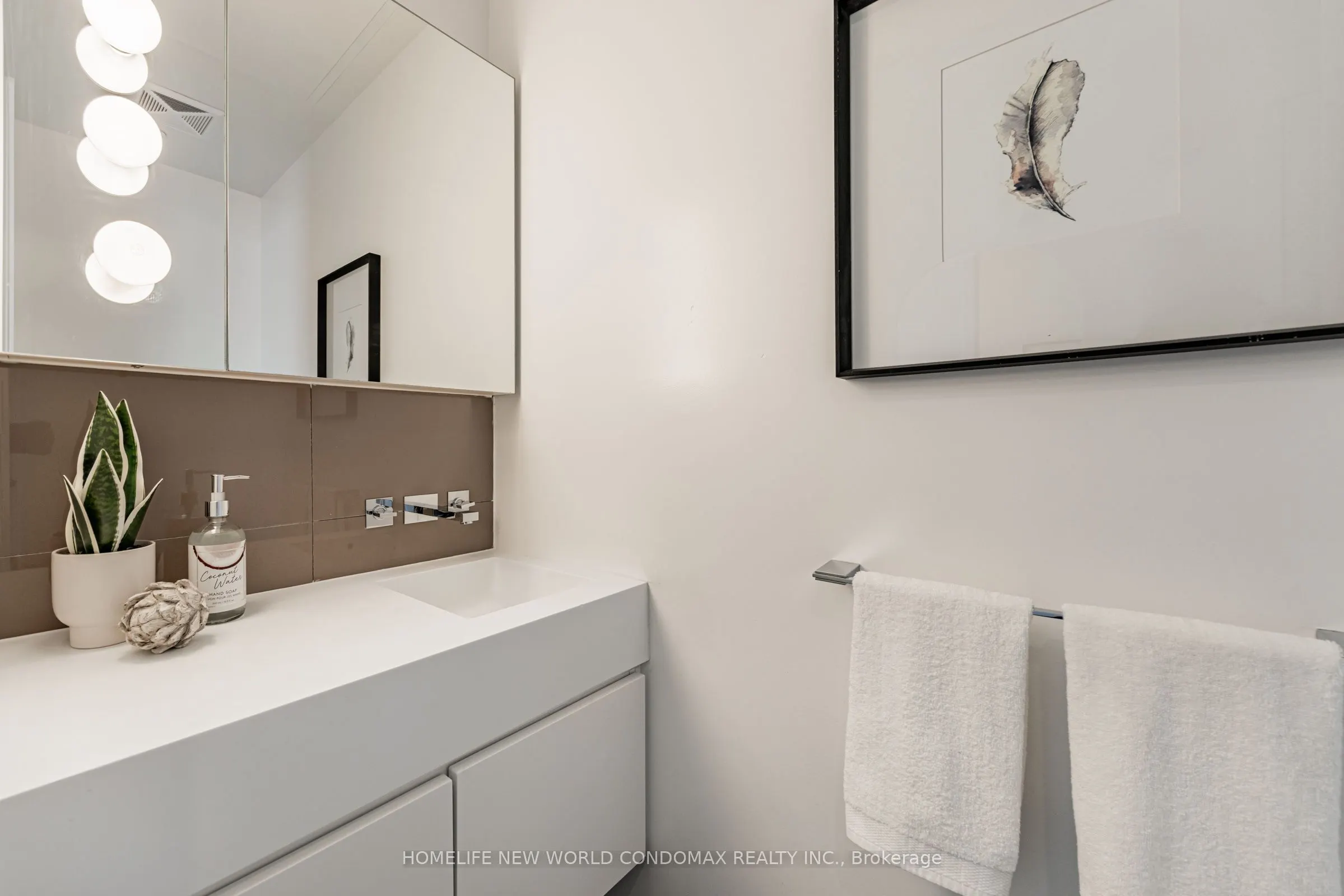 45 CHARLES Street E, #5010