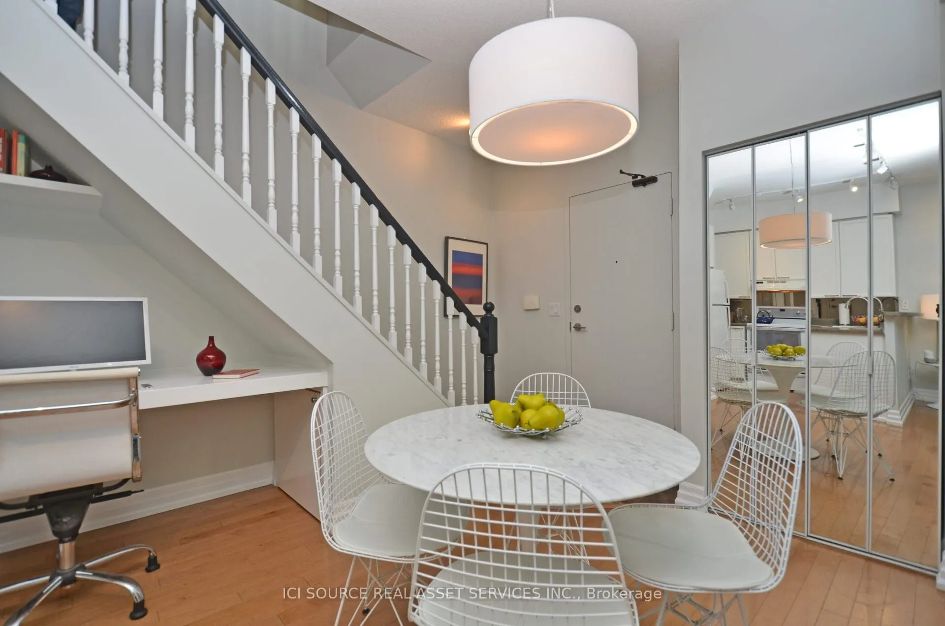 109 Front Street E, #121