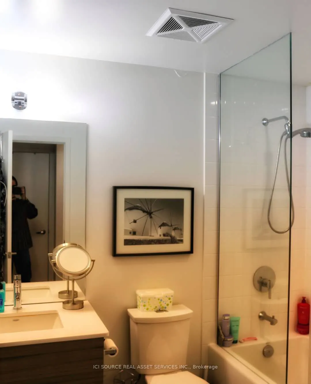 210 Simcoe Street, #2204