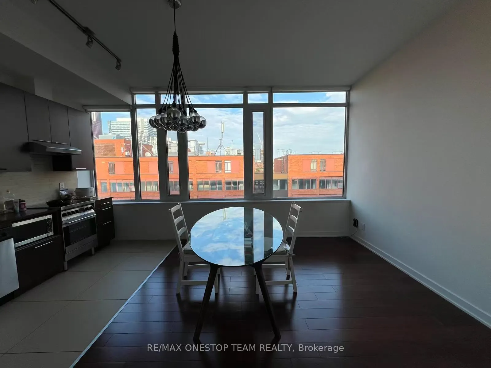 3 Market Street, #511