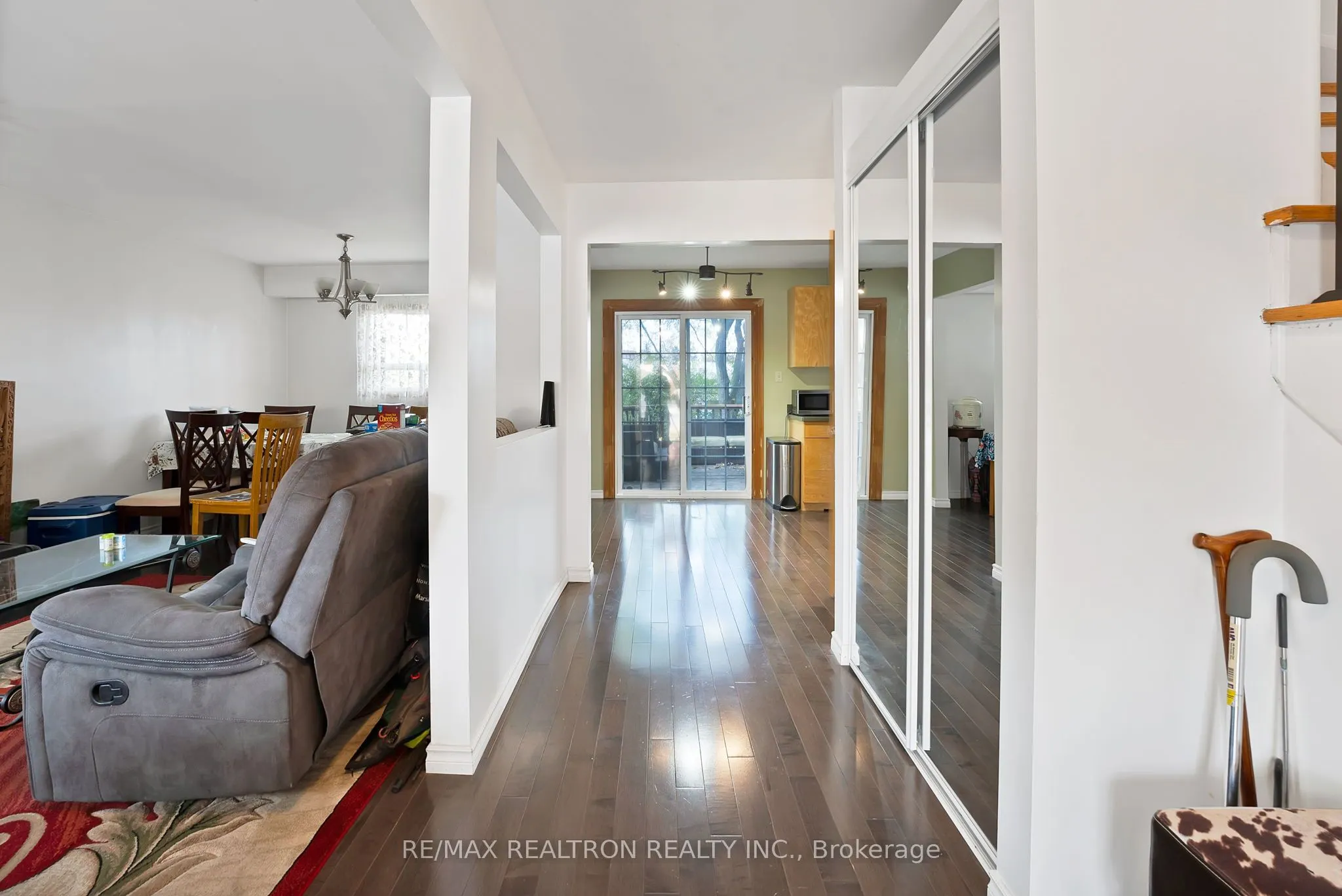 22 Montavista Street