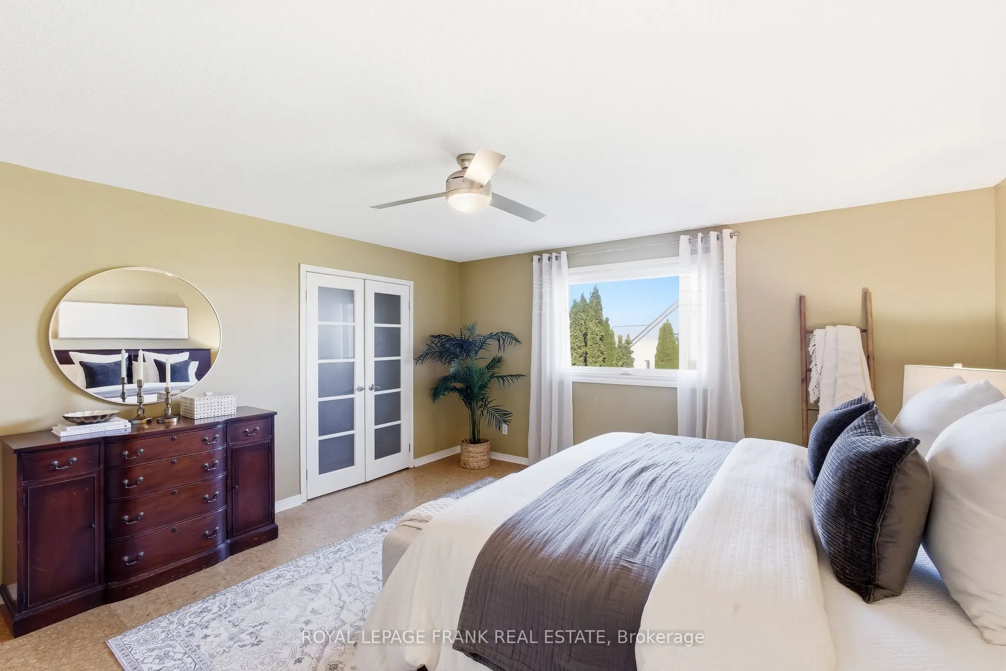 540 Woodmount Crescent