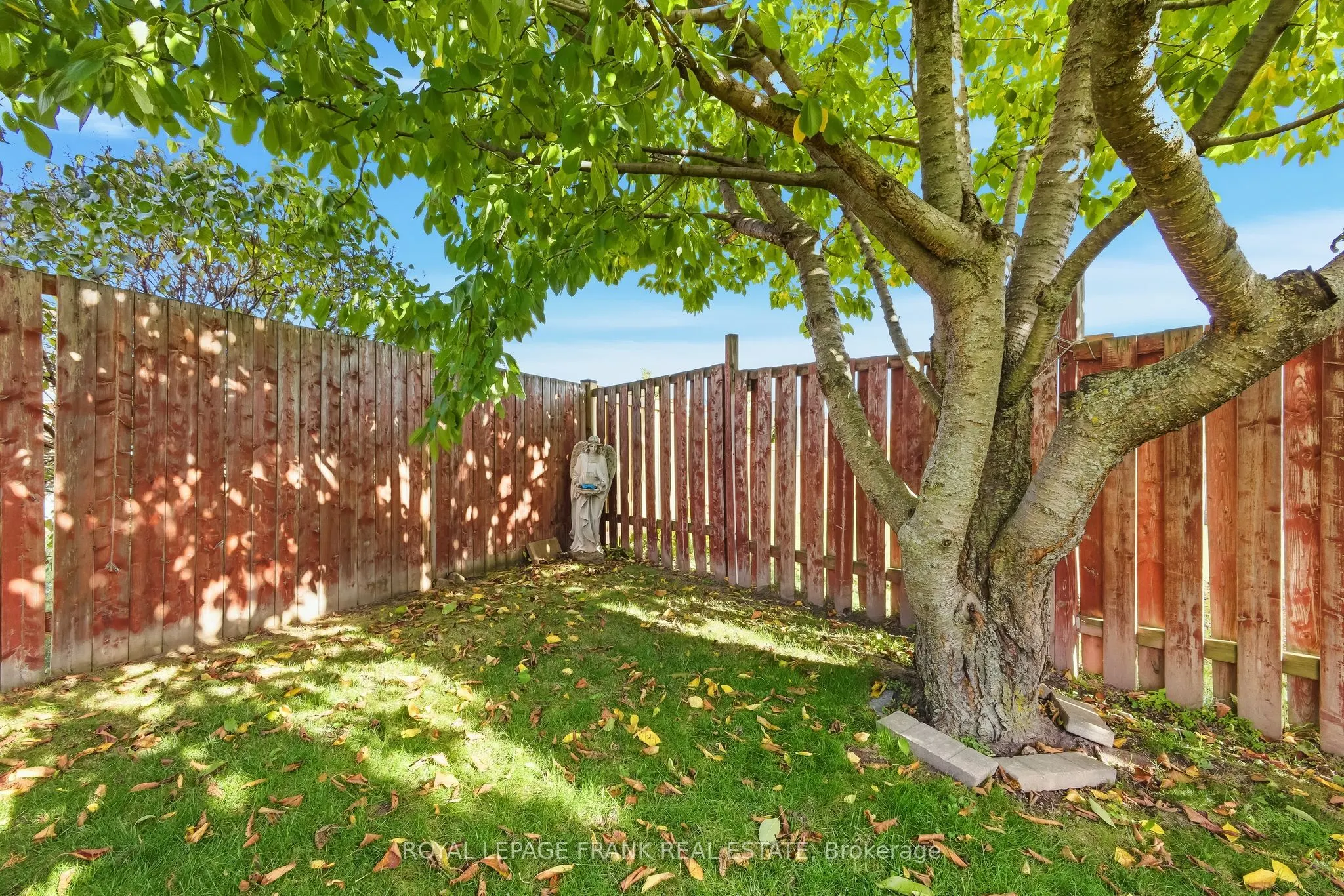 540 Woodmount Crescent