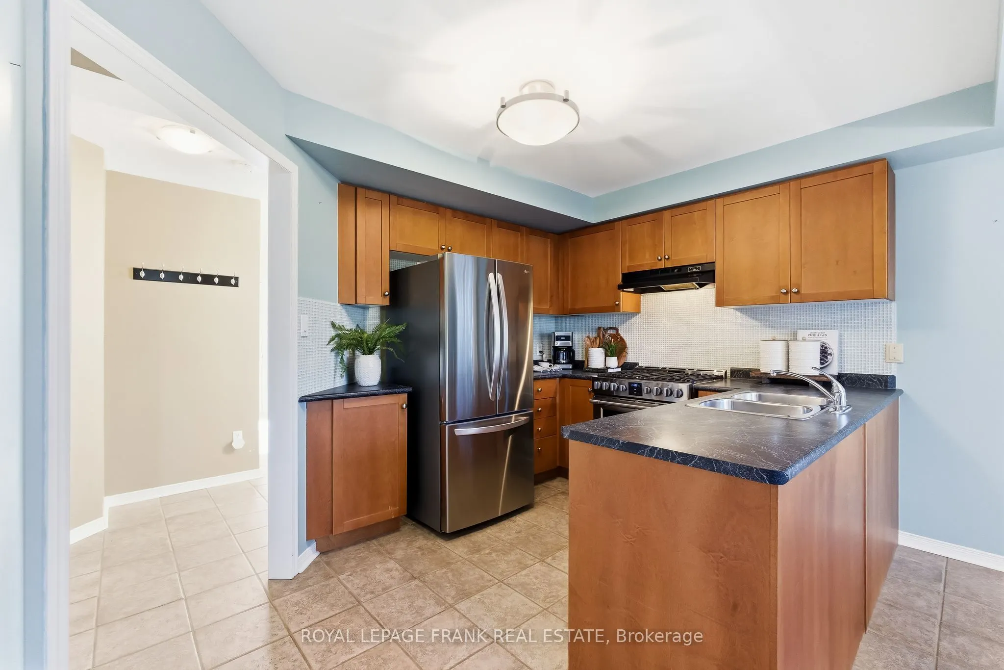 540 Woodmount Crescent