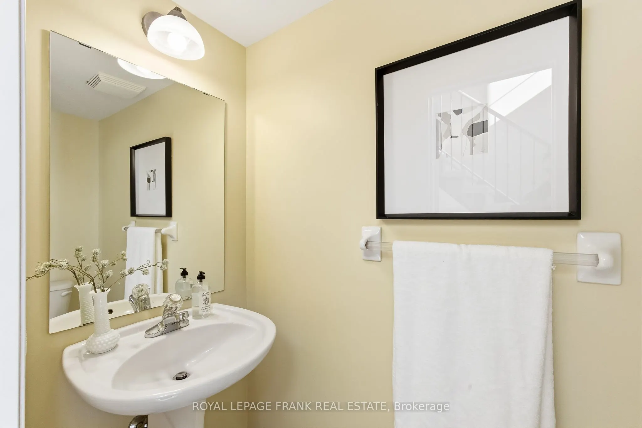 540 Woodmount Crescent