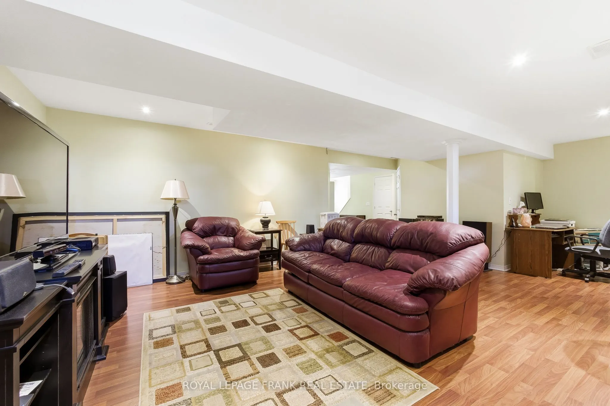 540 Woodmount Crescent