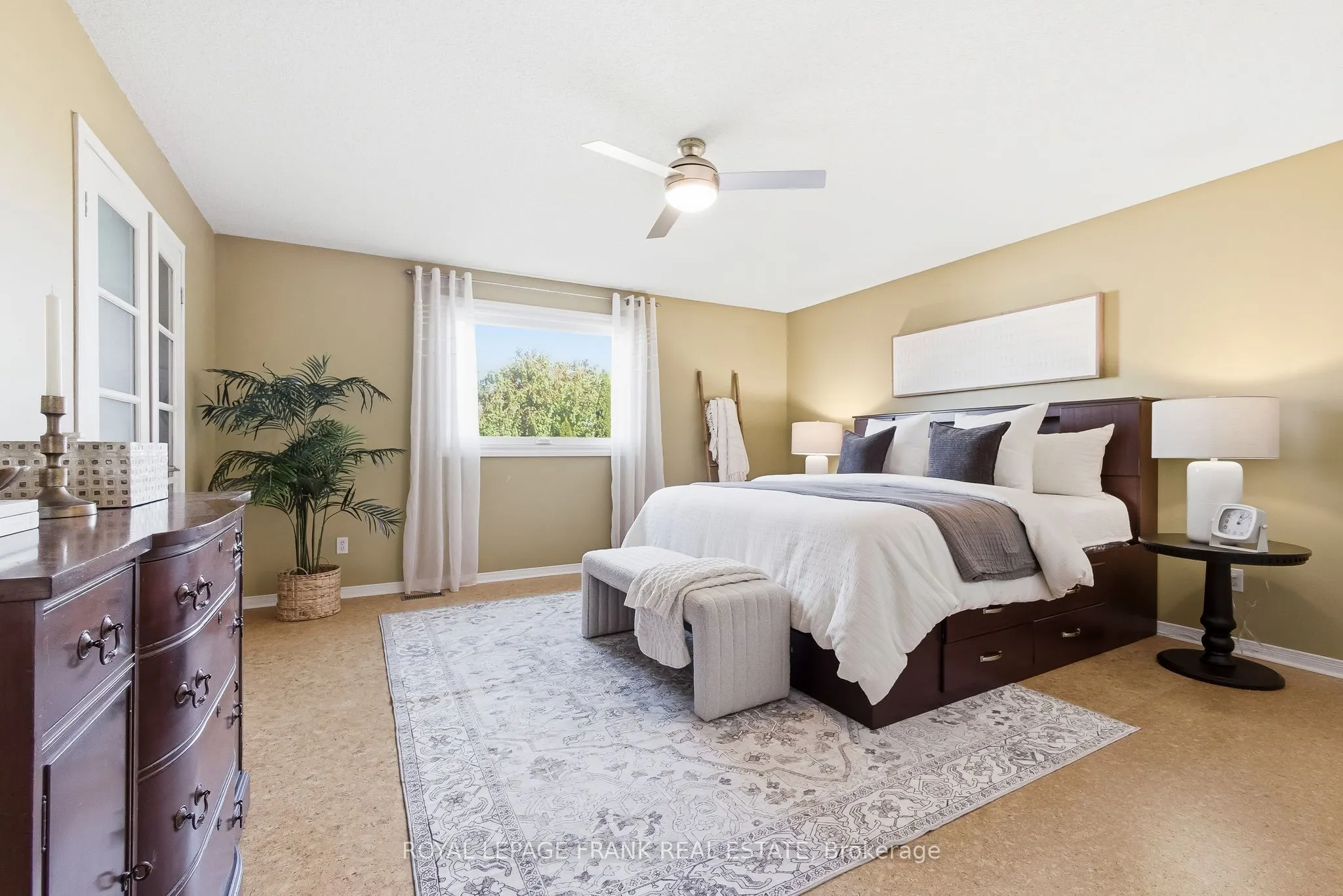 540 Woodmount Crescent