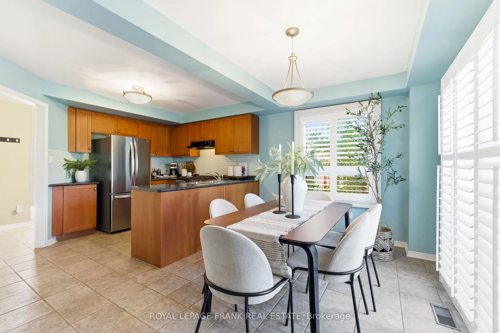 540 Woodmount Crescent