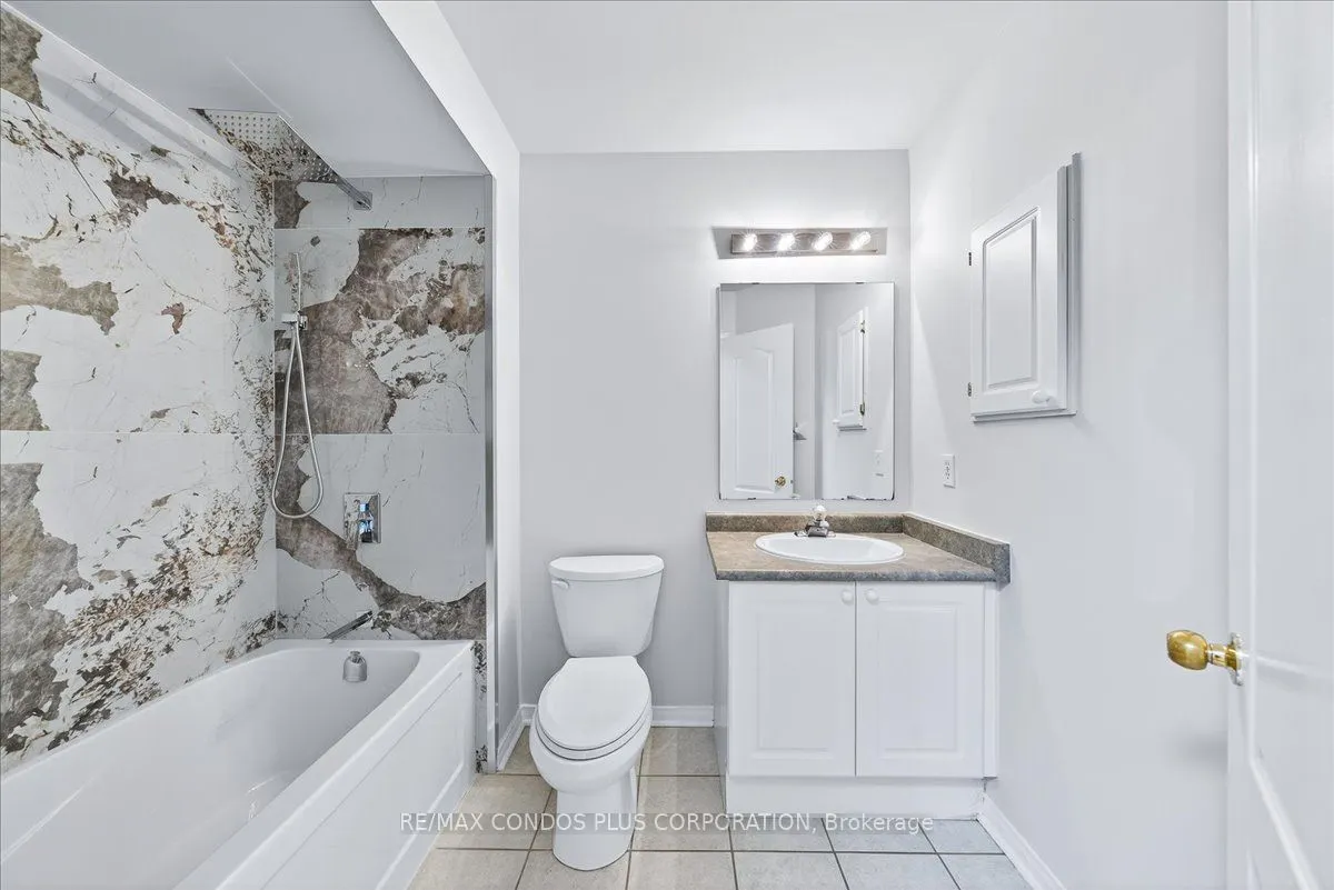 289 Deepsprings Crescent