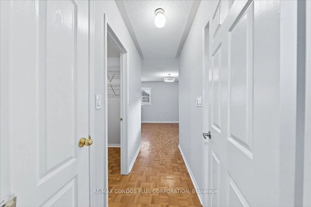 289 Deepsprings Crescent