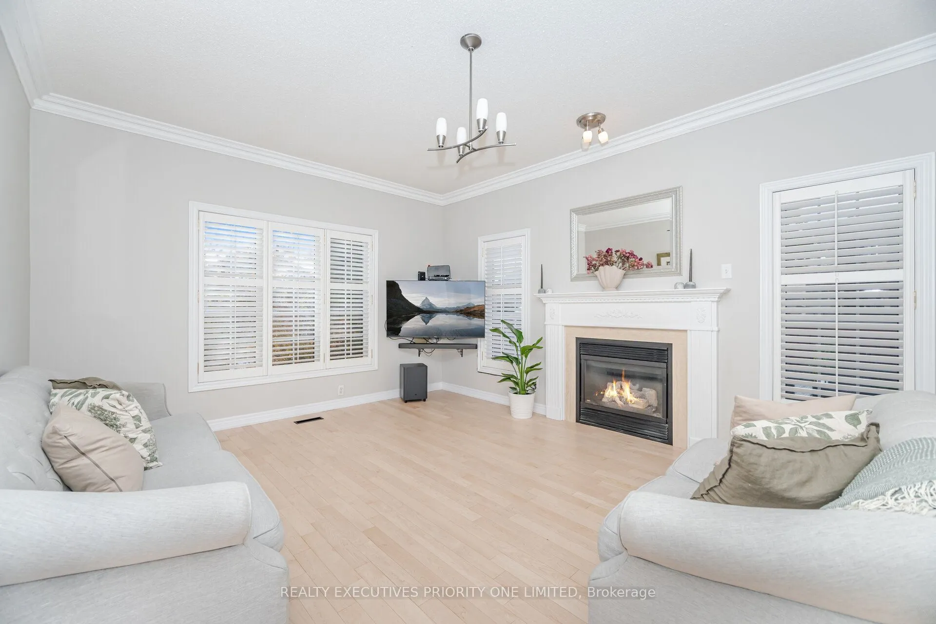 56 Regency View Heights