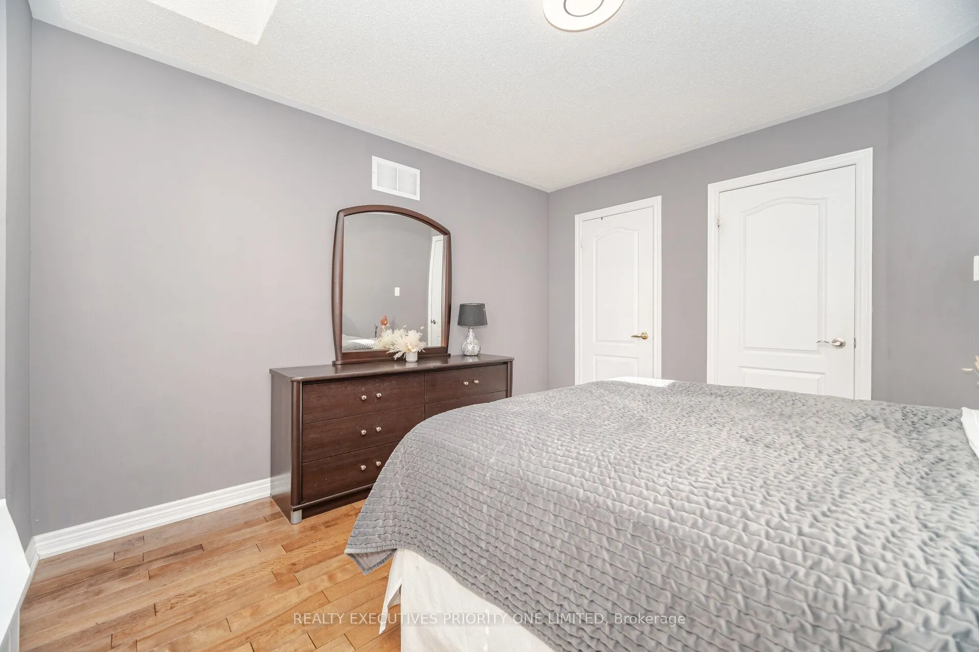 56 Regency View Heights