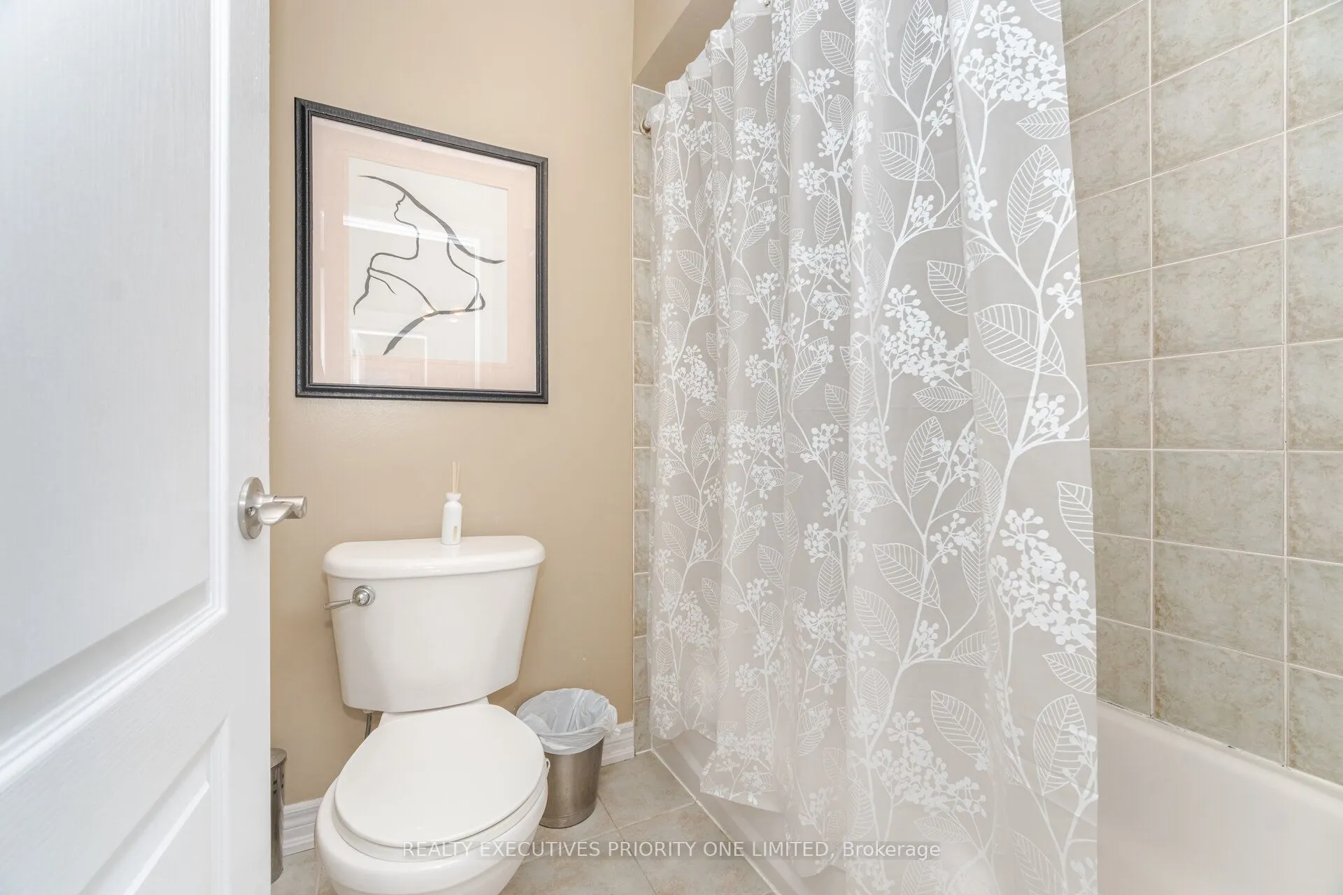 56 Regency View Heights