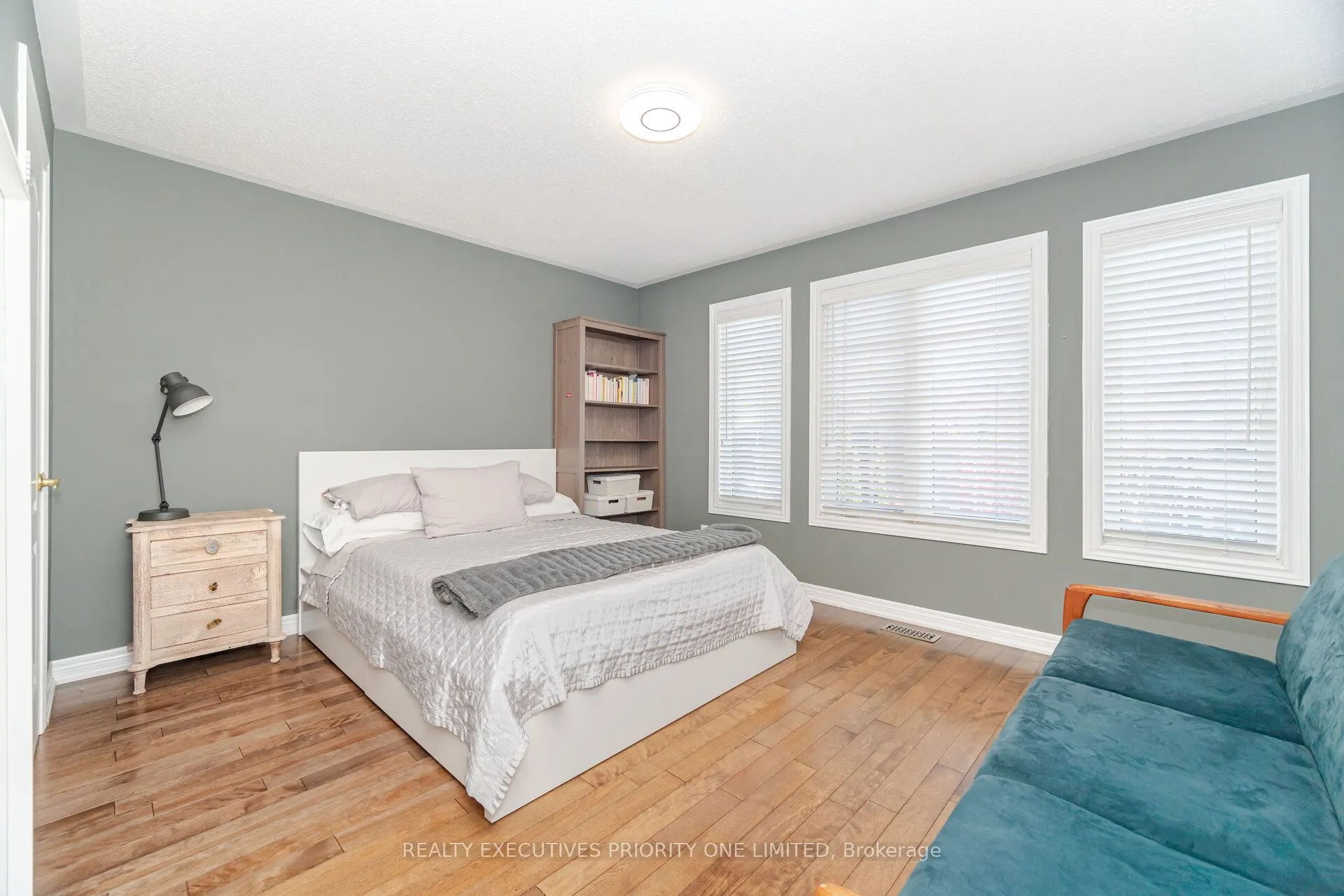 56 Regency View Heights