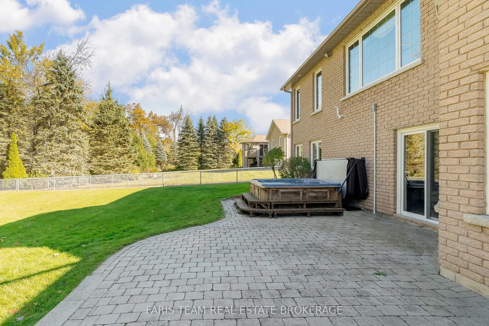 41 Paddy Dunn's Circle