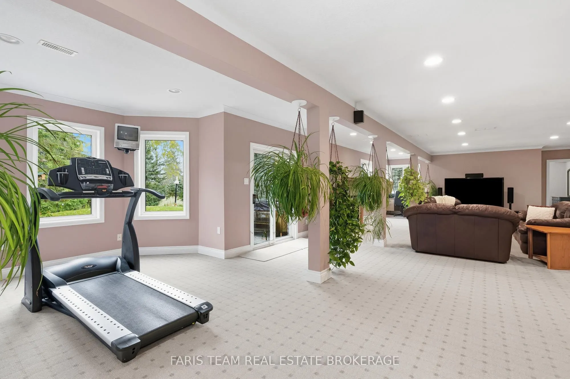 41 Paddy Dunn's Circle