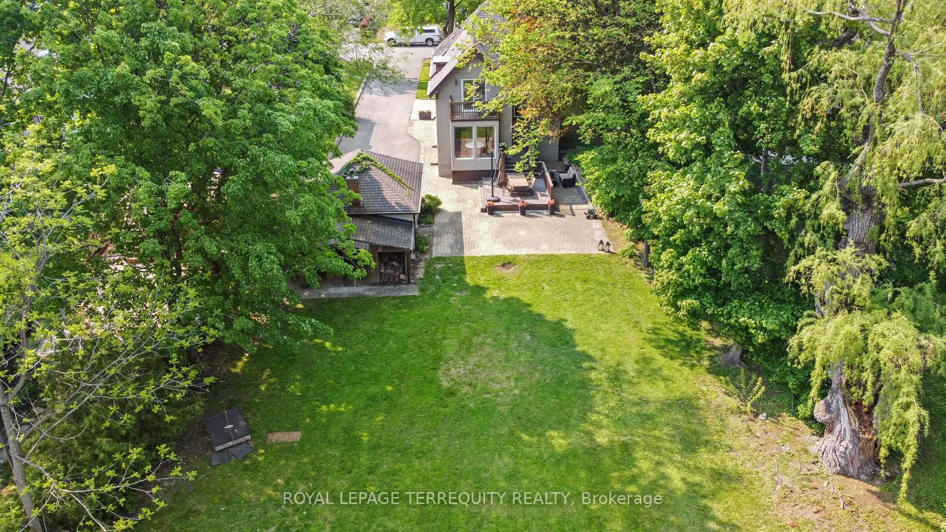 65 Burnhamthorpe Crescent