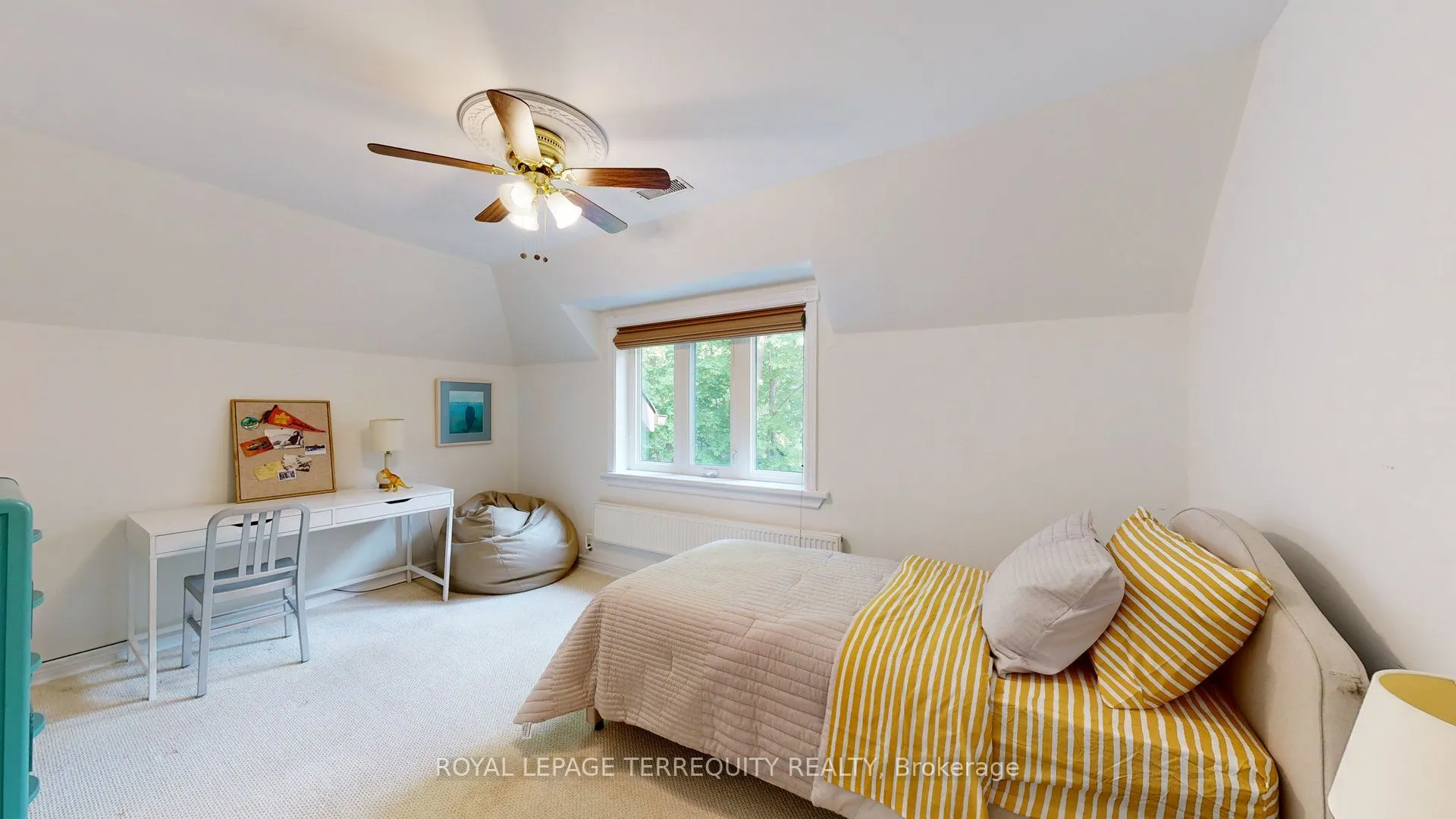 65 Burnhamthorpe Crescent