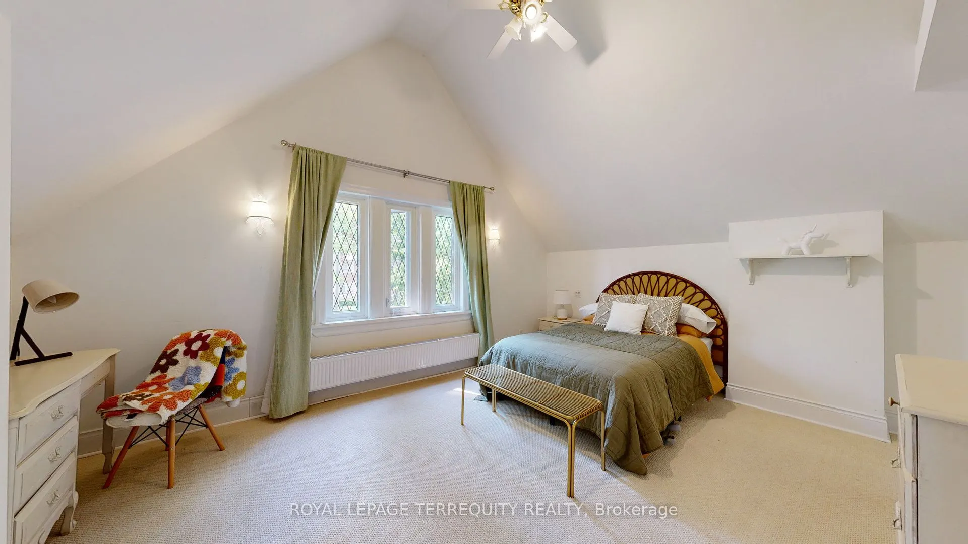 65 Burnhamthorpe Crescent