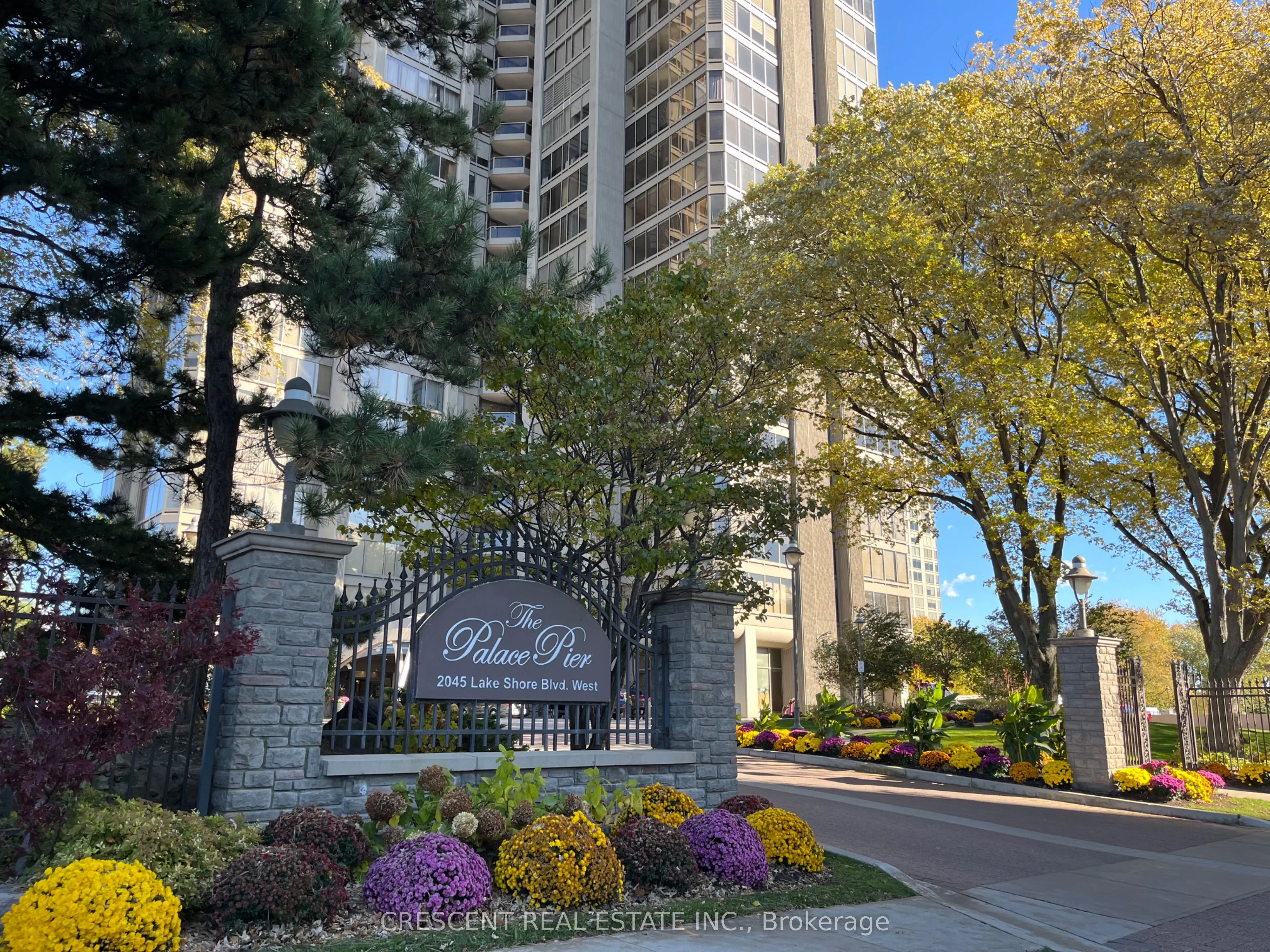 2045 Lake Shore Boulevard W, #2607
